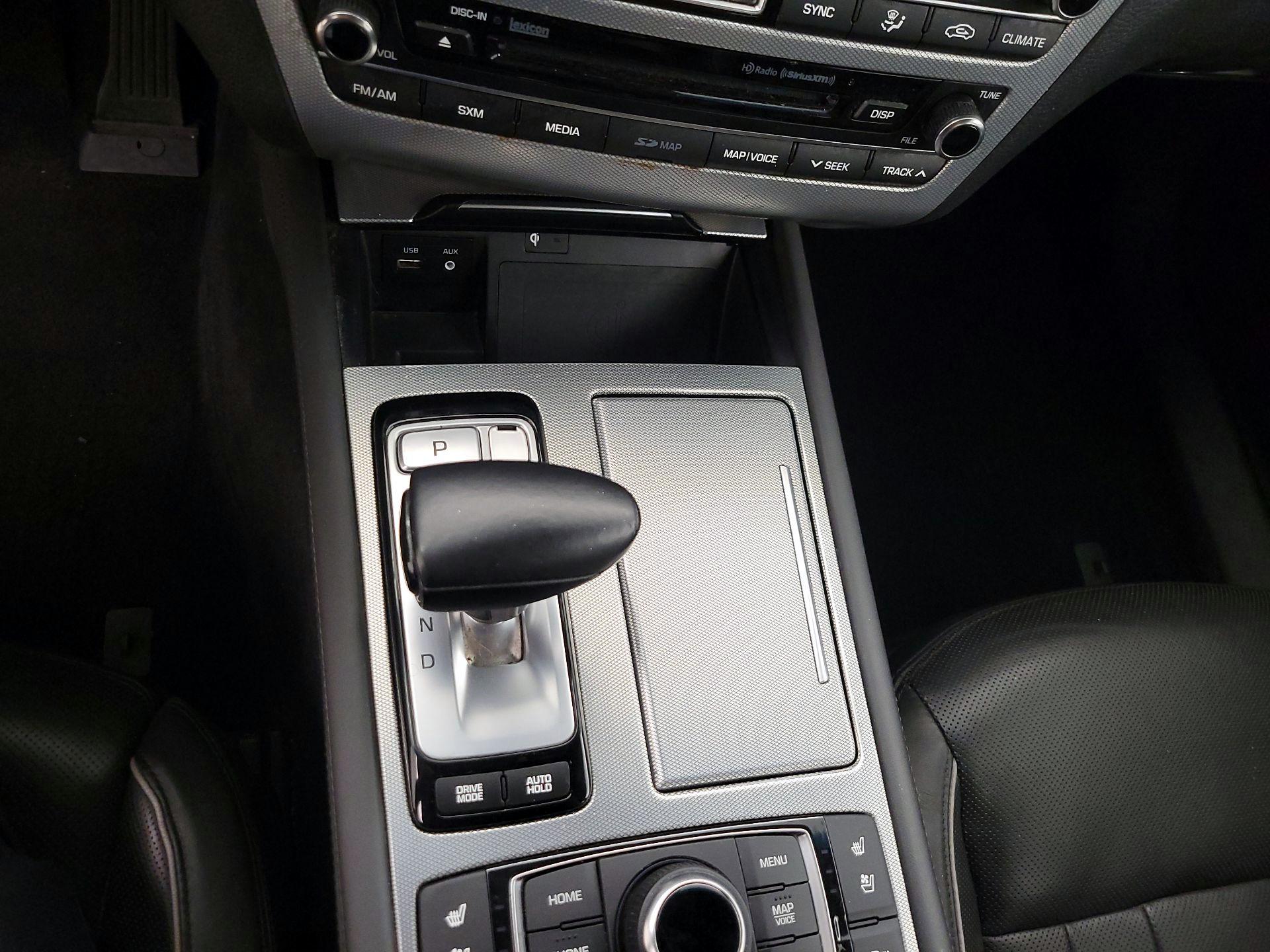 Thumbnail: 2019 Genesis G80 - 17