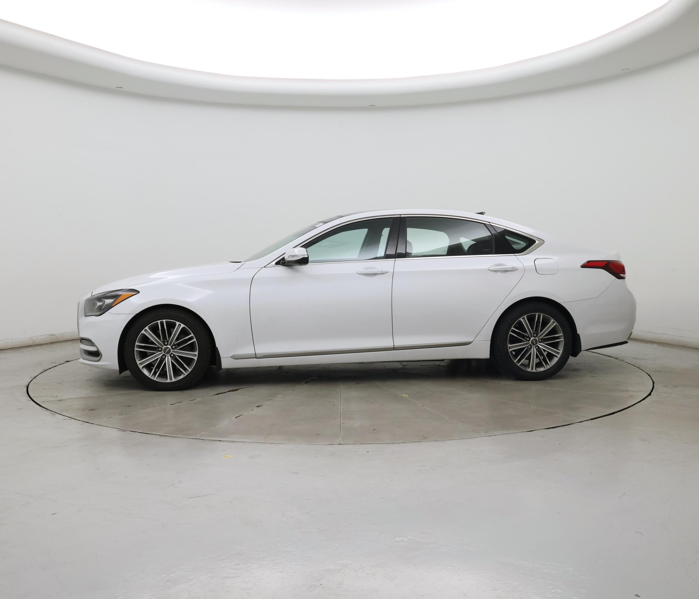 Thumbnail: 2019 Genesis G80 - 3