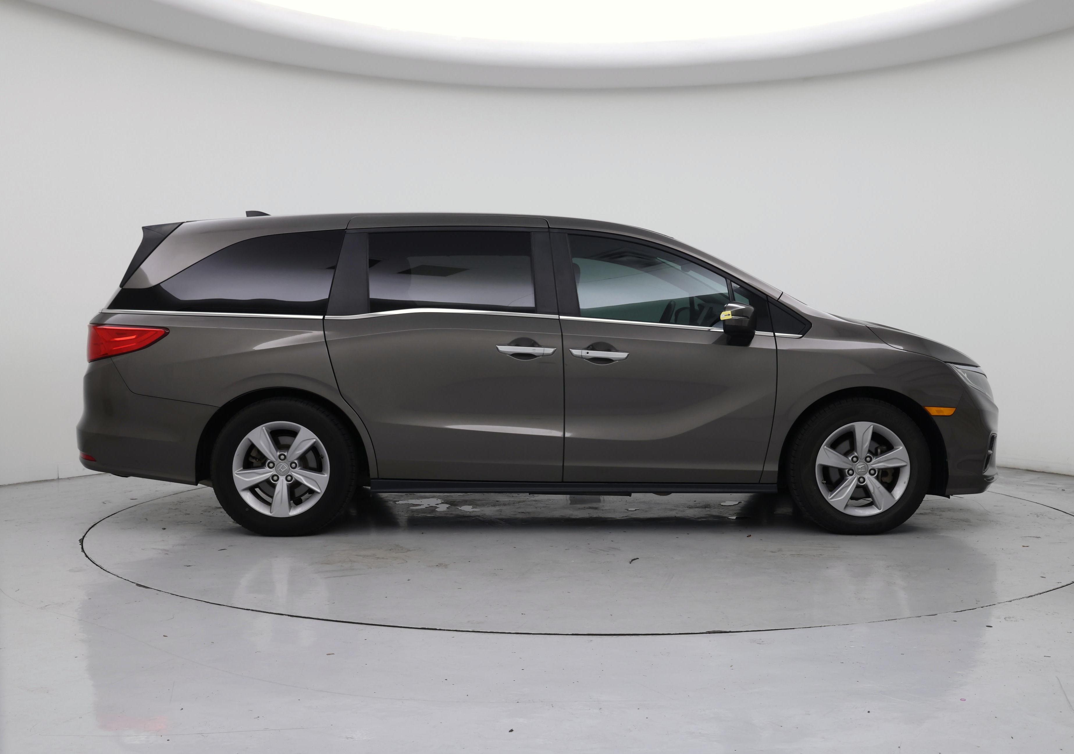Thumbnail: 2019 Honda Odyssey - 7