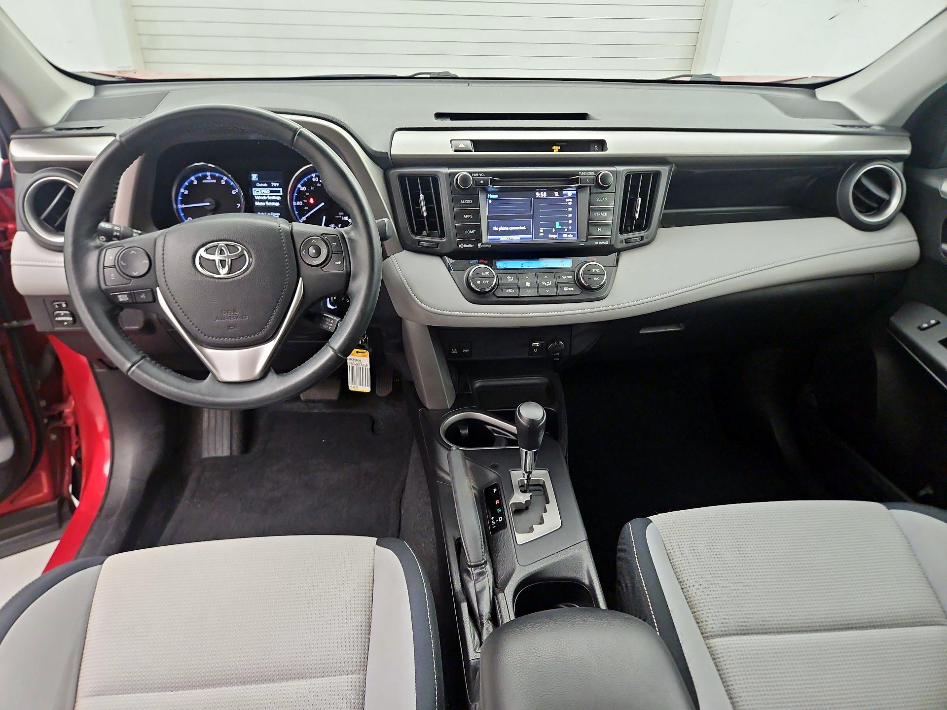 Thumbnail: 2016 Toyota RAV4 - 9