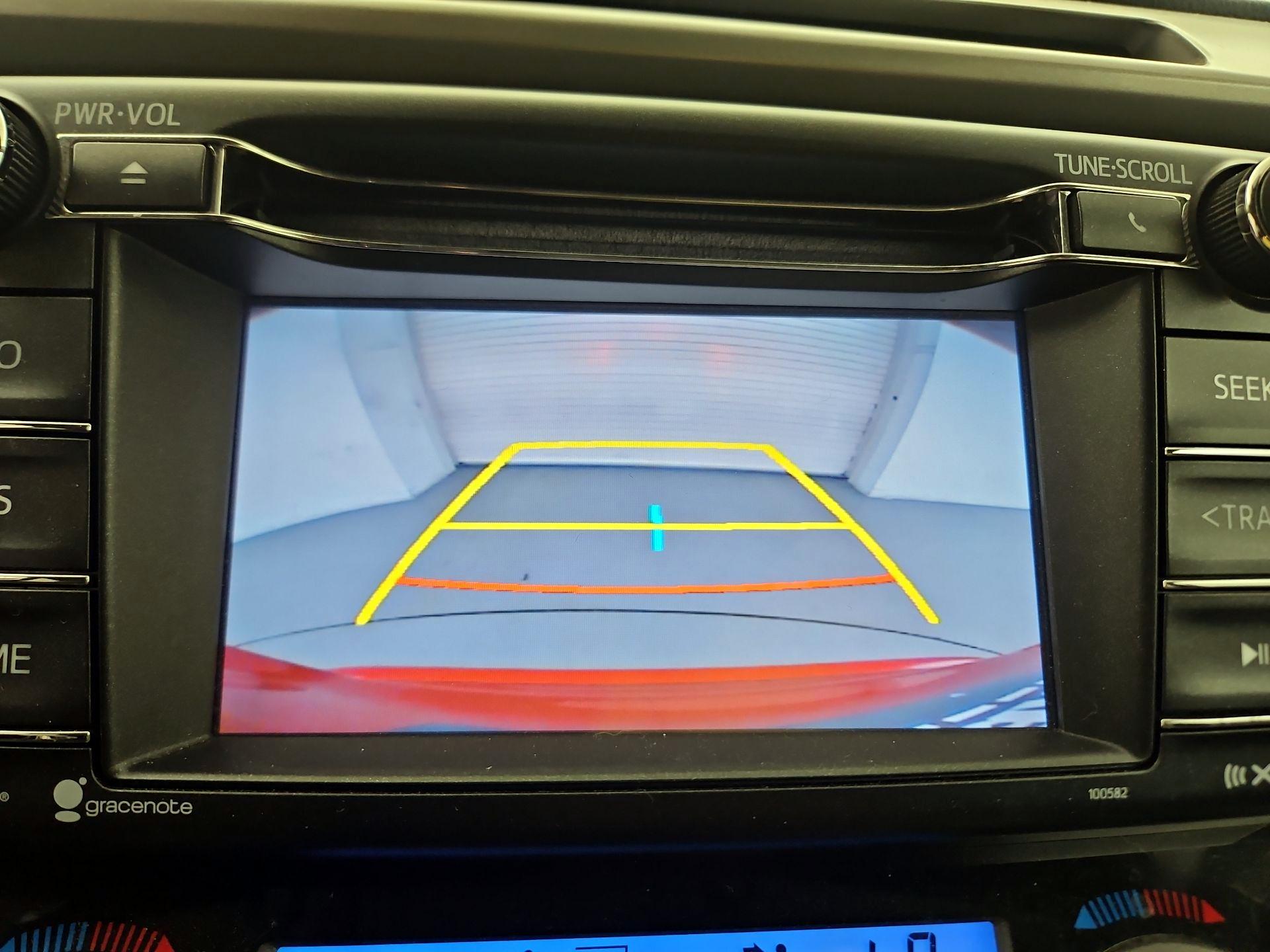 Thumbnail: 2016 Toyota RAV4 - 14