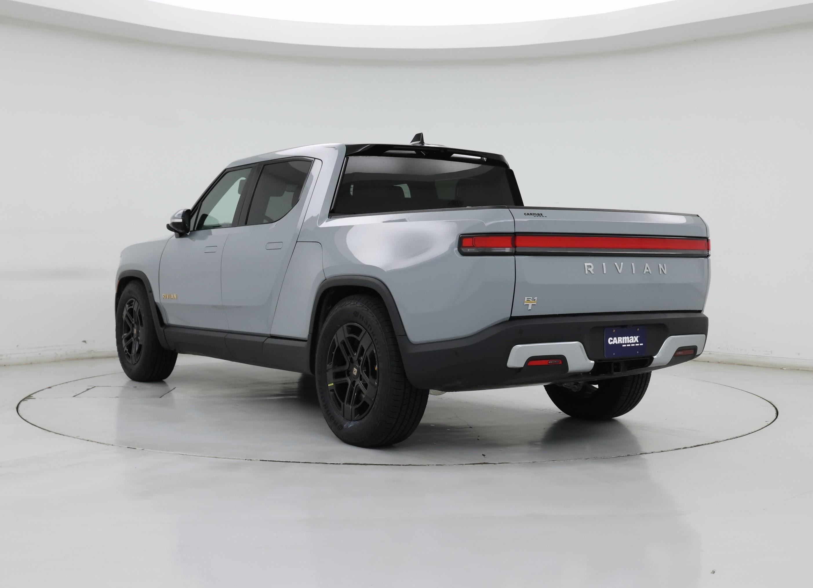 Thumbnail: 2022 Rivian R1T - 2
