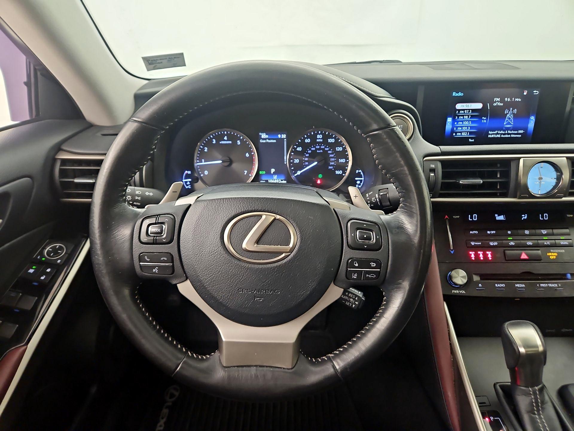 Thumbnail: 2017 Lexus IS - 10