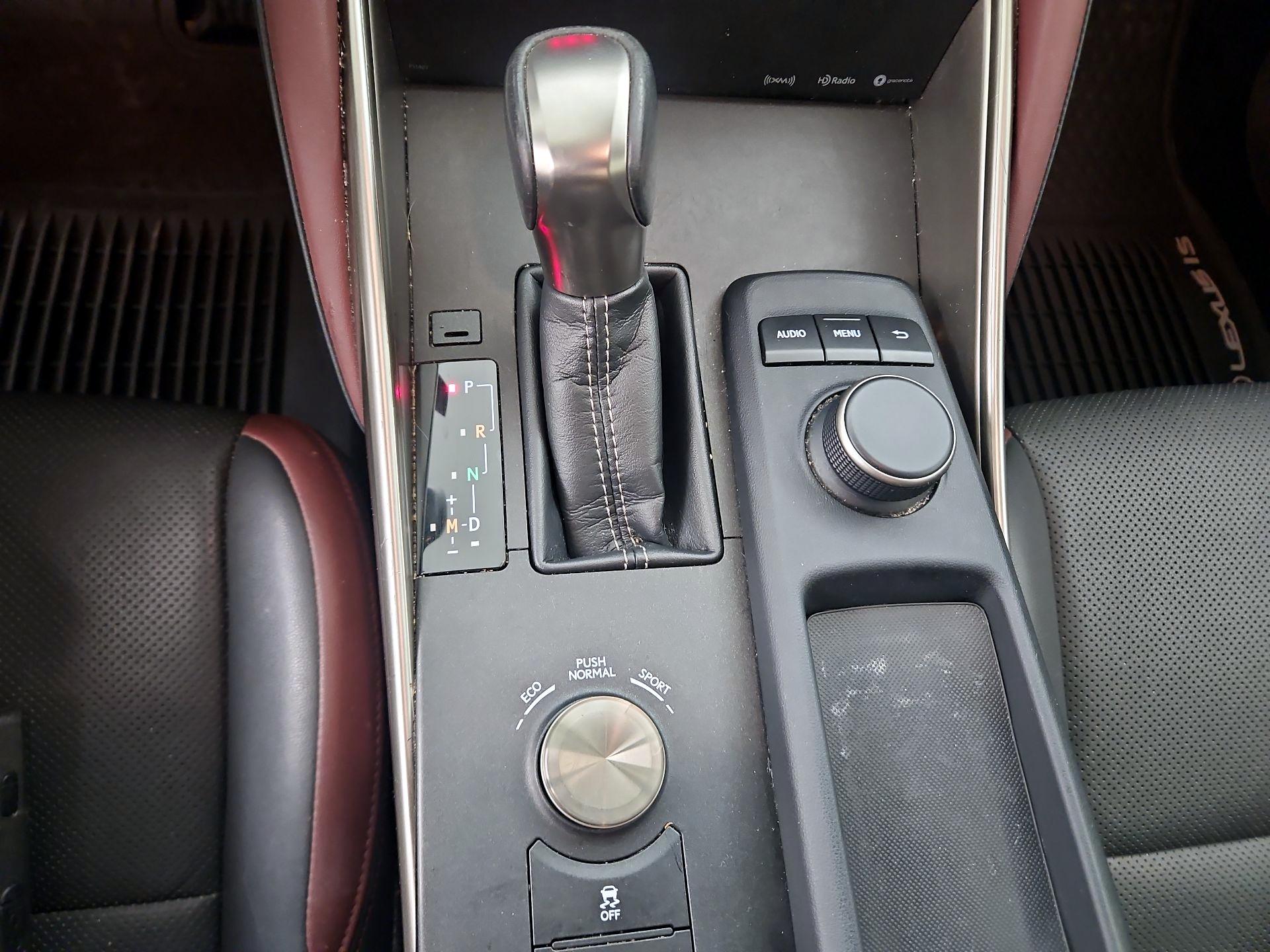 Thumbnail: 2017 Lexus IS - 17