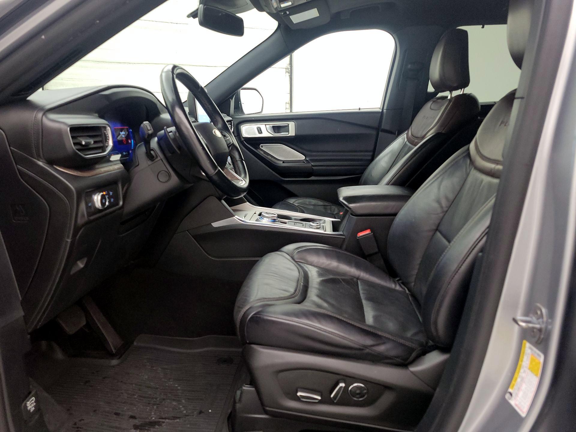 Thumbnail: 2020 Ford Explorer - 11