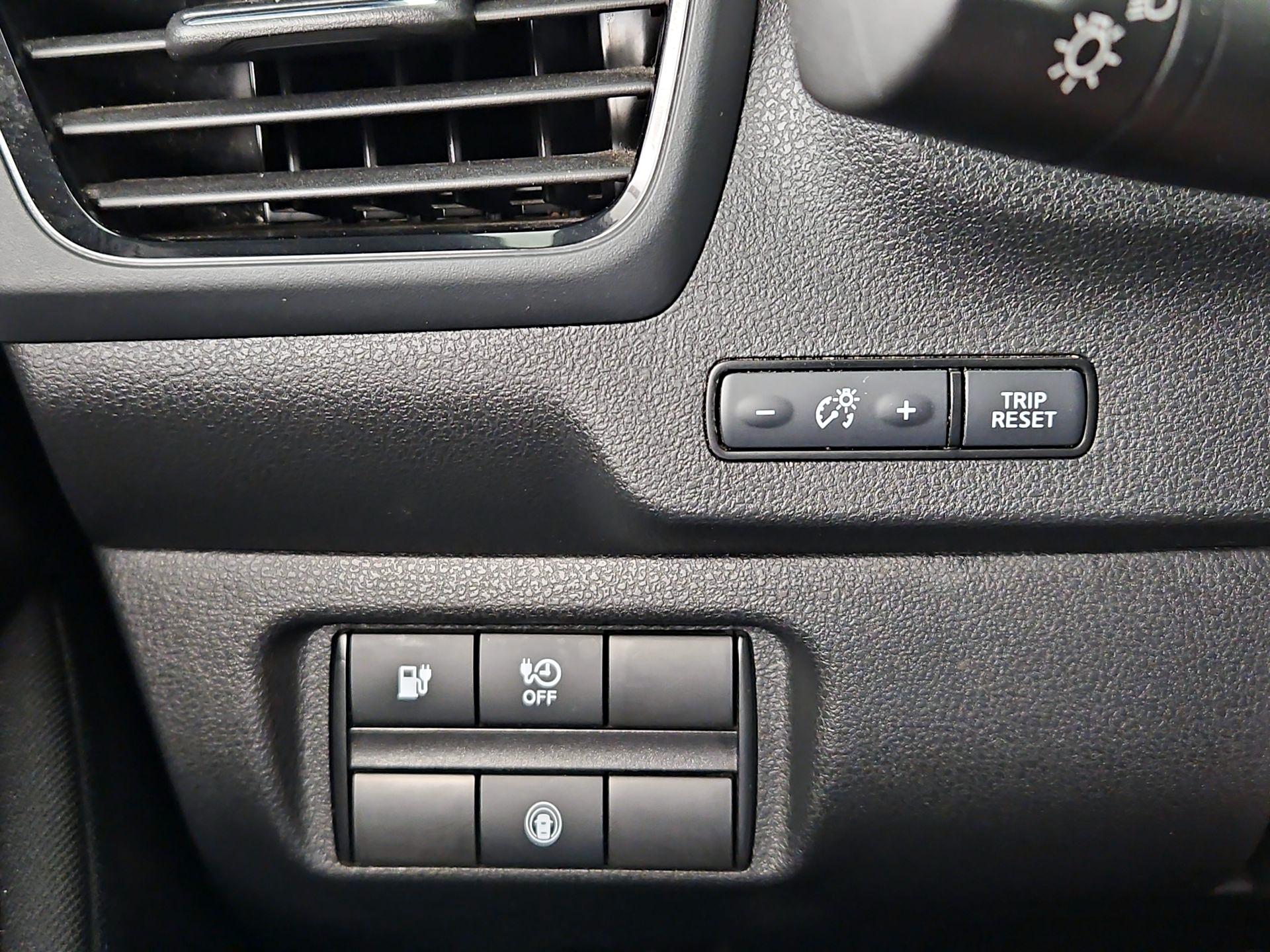 Thumbnail: 2023 Nissan Leaf - 13