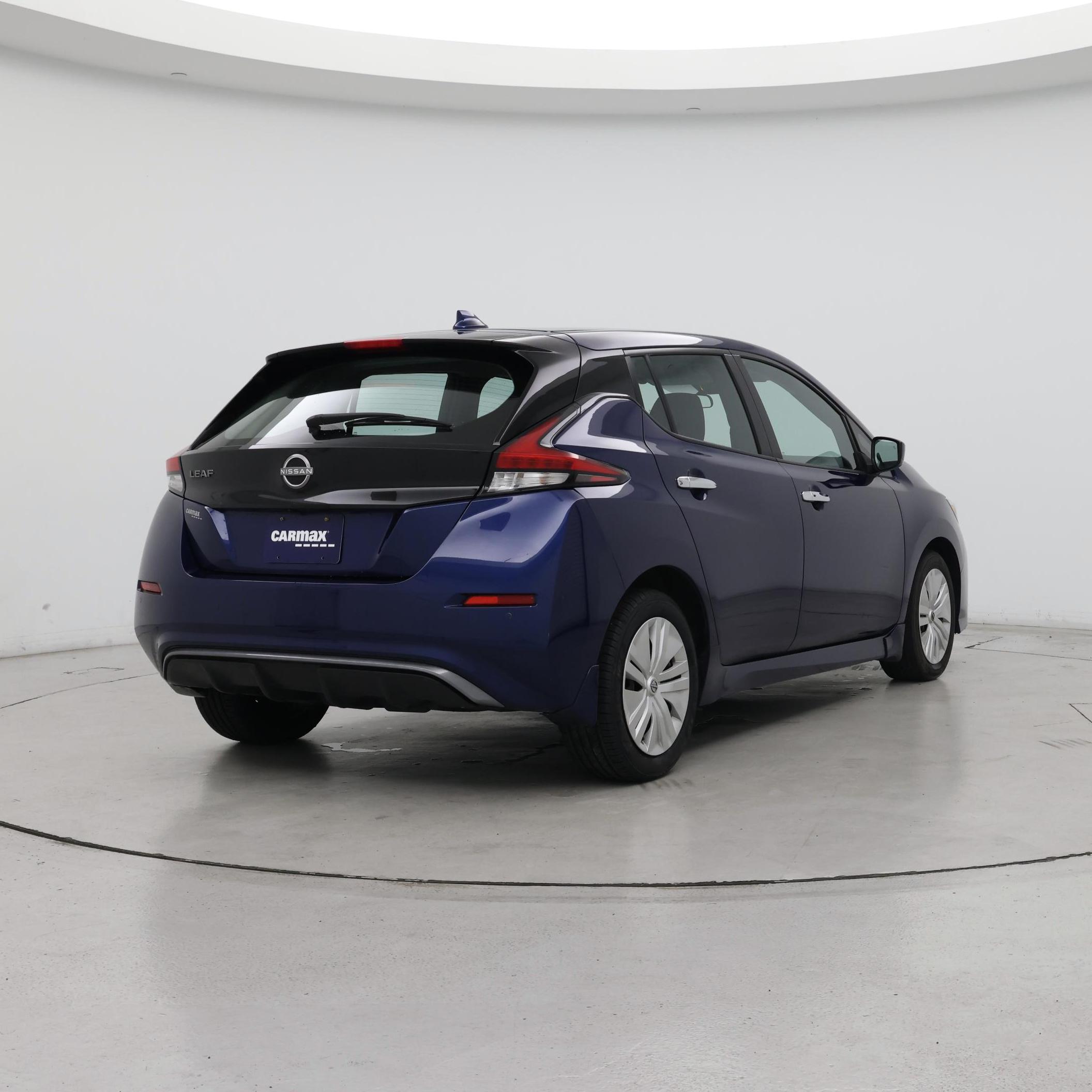 Thumbnail: 2023 Nissan Leaf - 8
