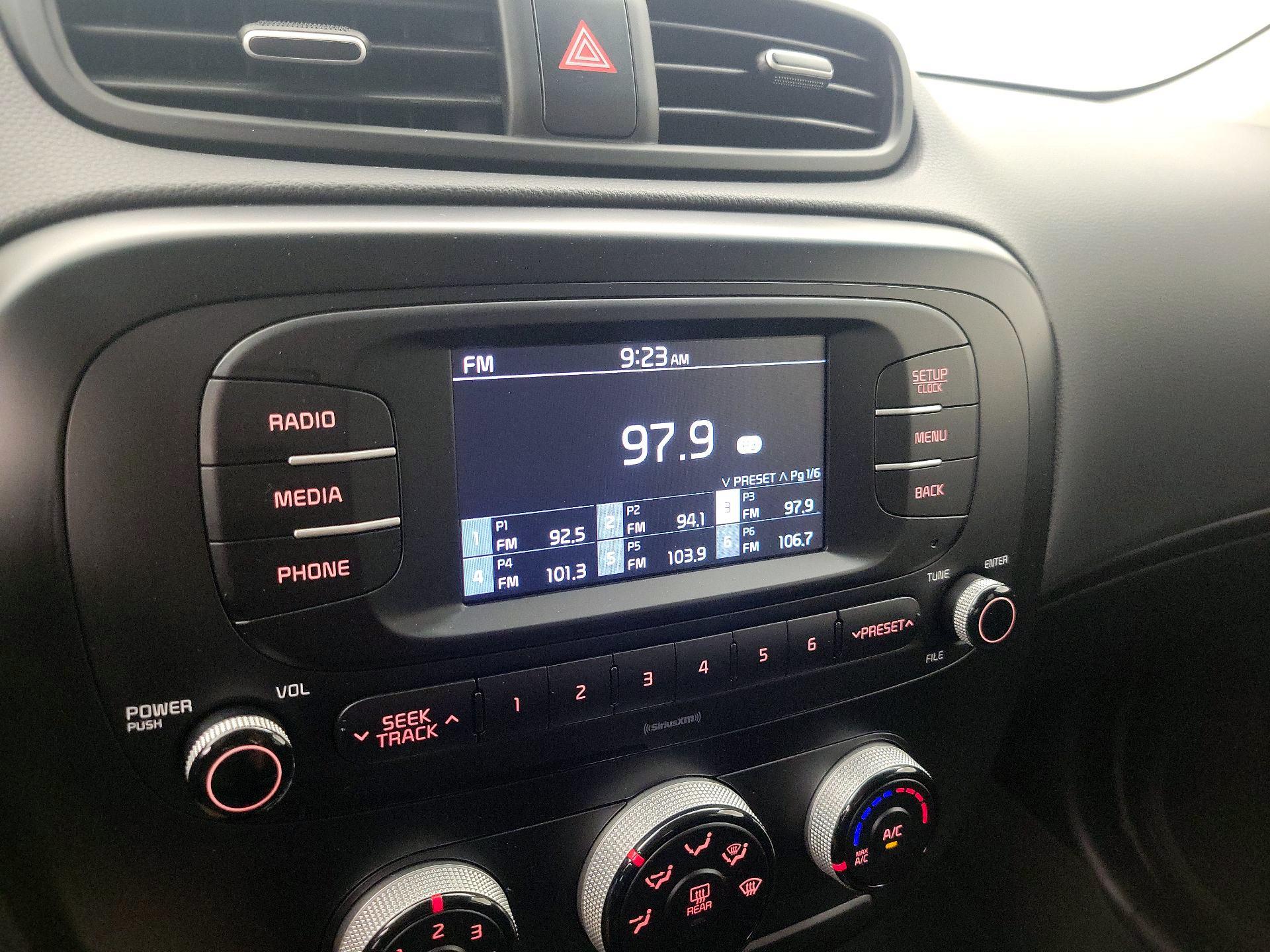 Thumbnail: 2018 Kia Soul - 14