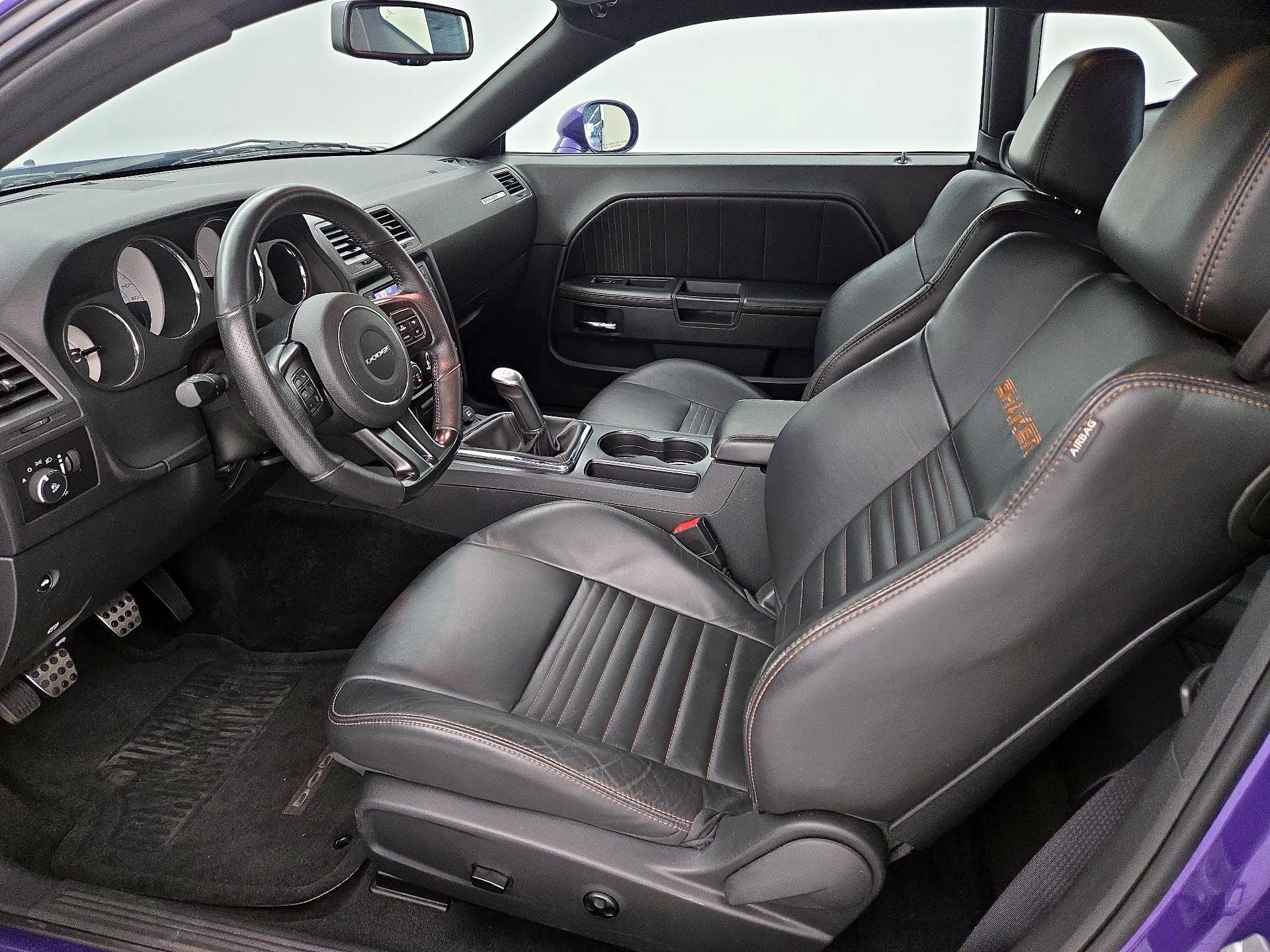 Thumbnail: 2014 Dodge Challenger - 11