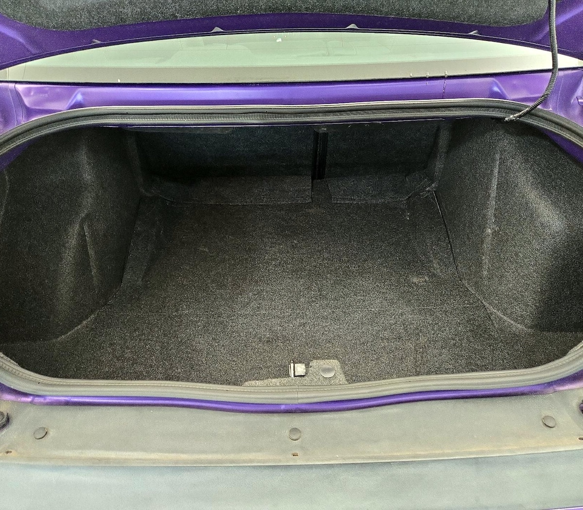 Trunk/Cargo (Seats Up)