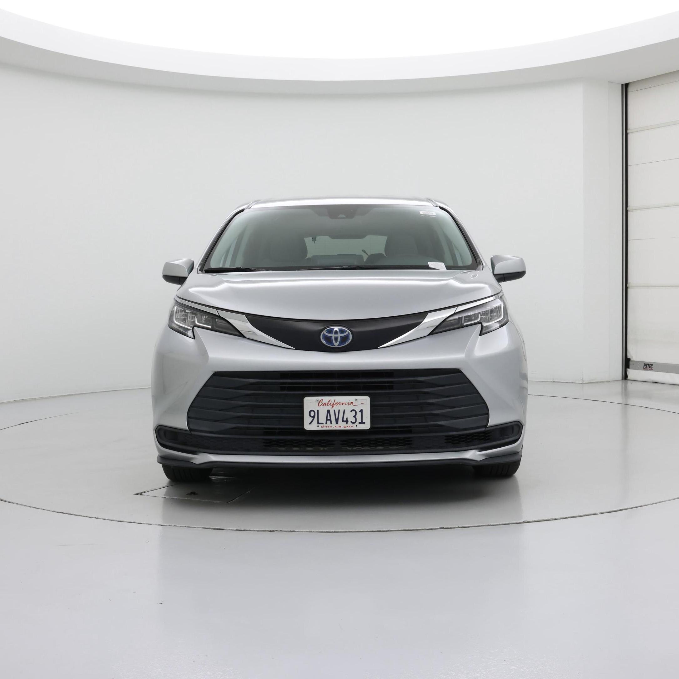 Thumbnail: 2022 Toyota Sienna - 5