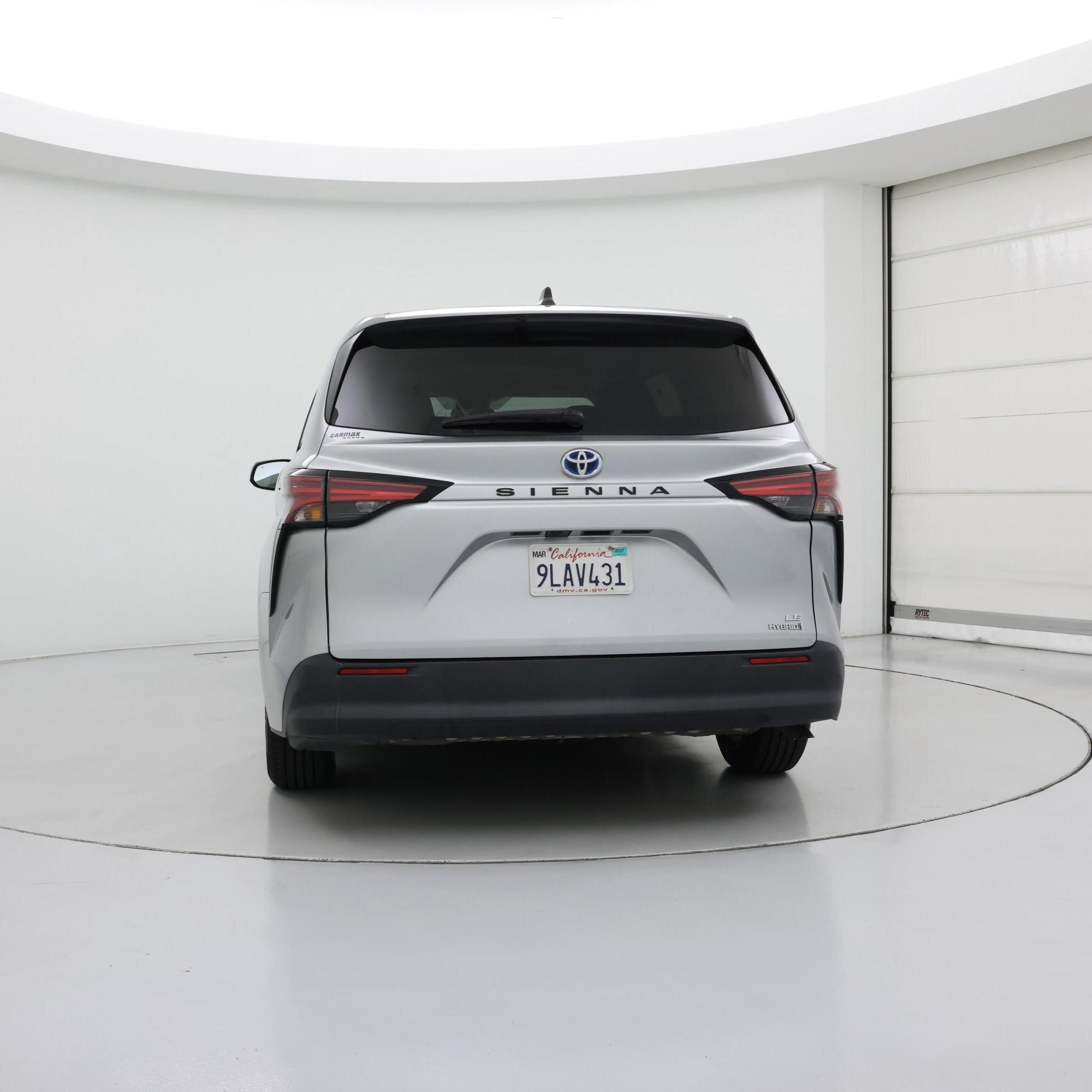 Thumbnail: 2022 Toyota Sienna - 6