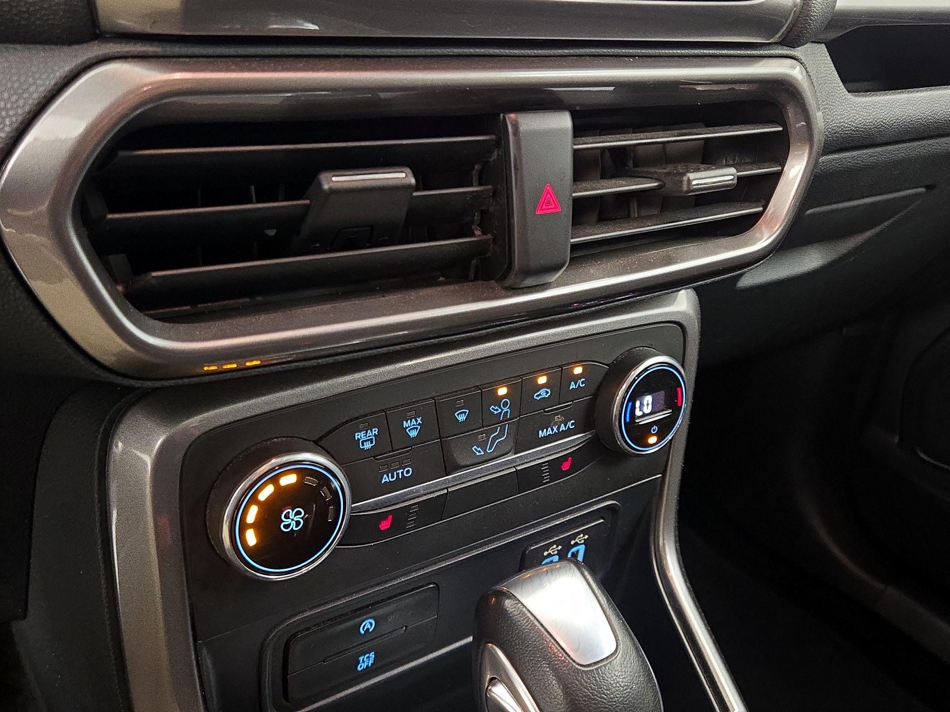 Thumbnail: 2021 Ford EcoSport - 16