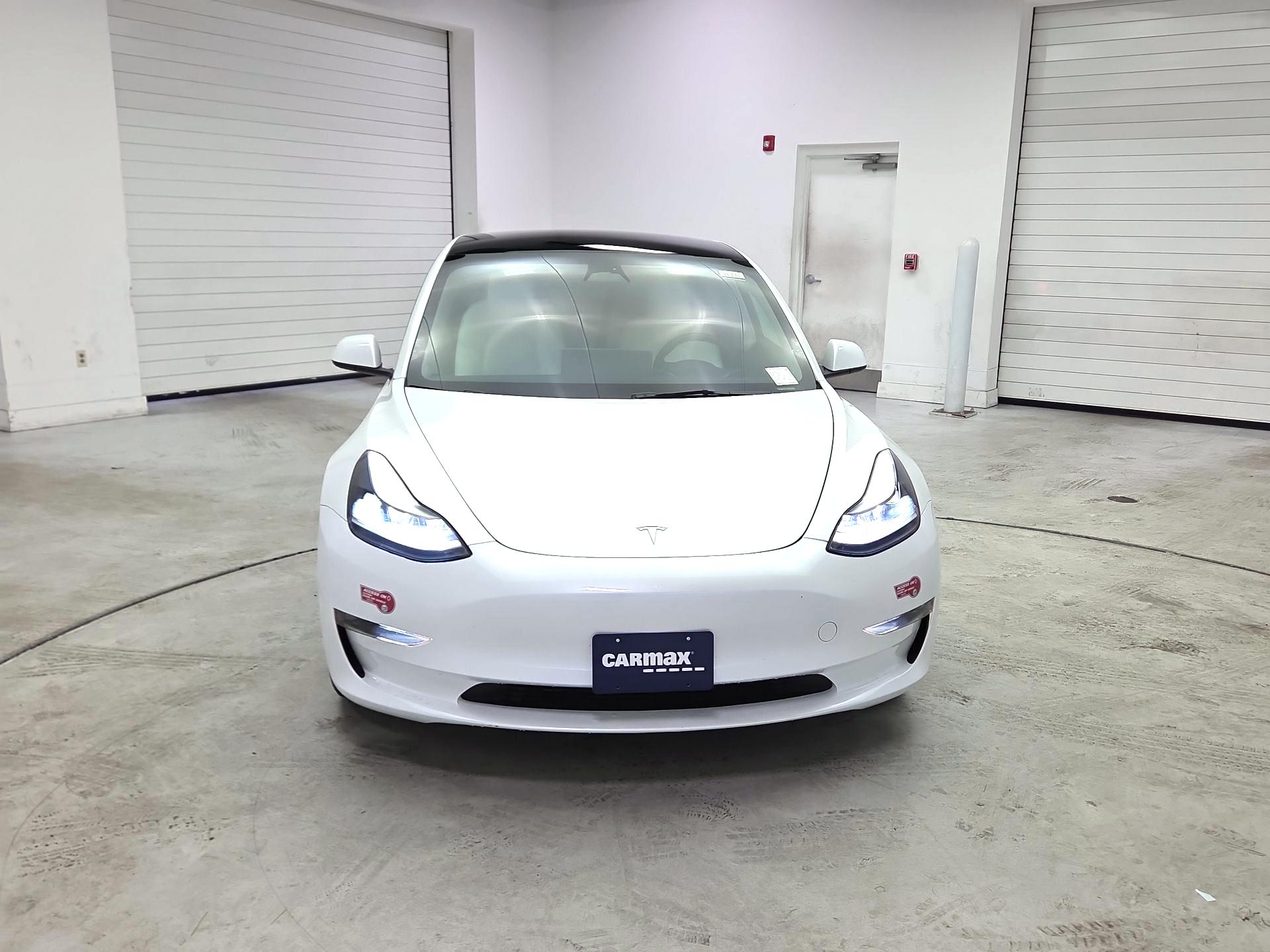 Thumbnail: 2023 Tesla Model 3 - 2