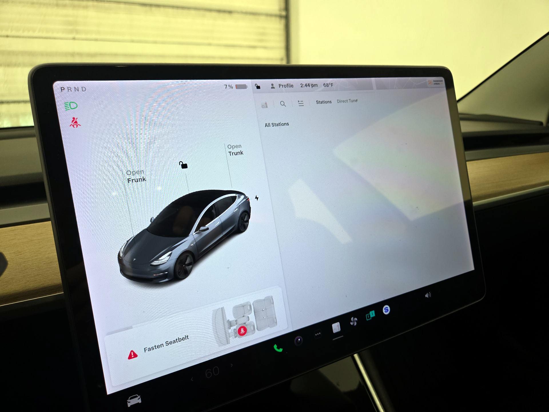 Thumbnail: 2019 Tesla Model 3 - 15