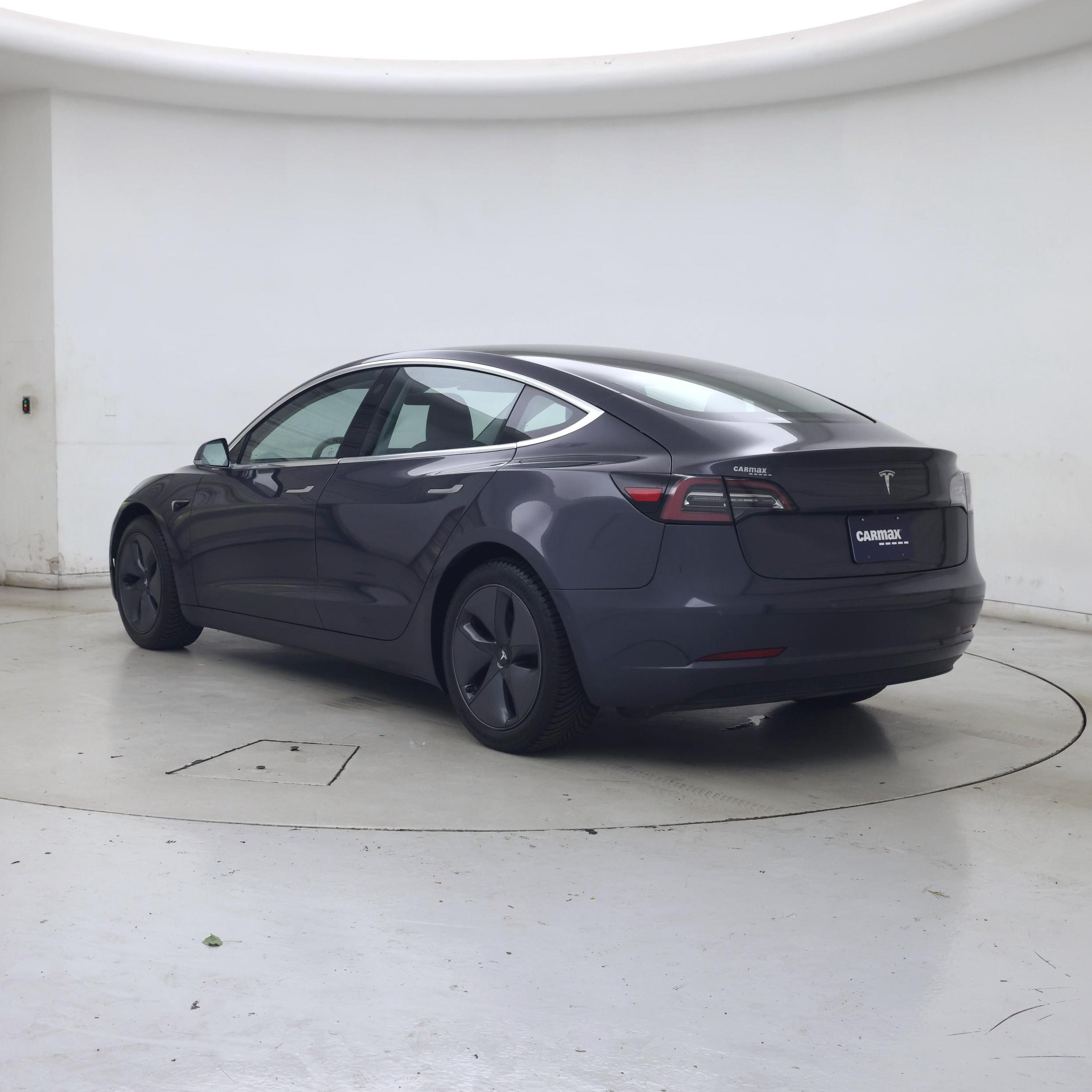 Thumbnail: 2019 Tesla Model 3 - 2