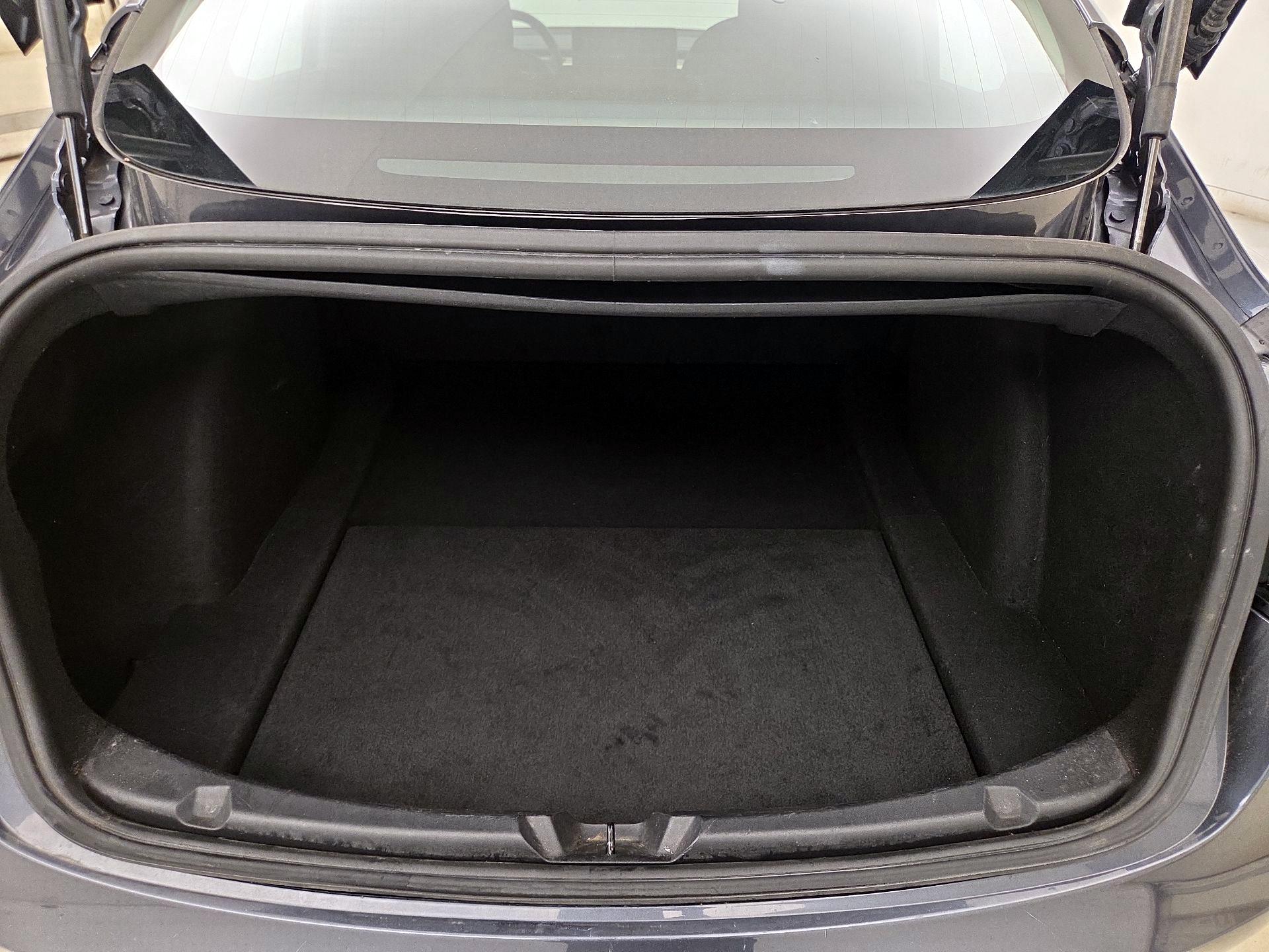 Thumbnail: 2019 Tesla Model 3 - 20
