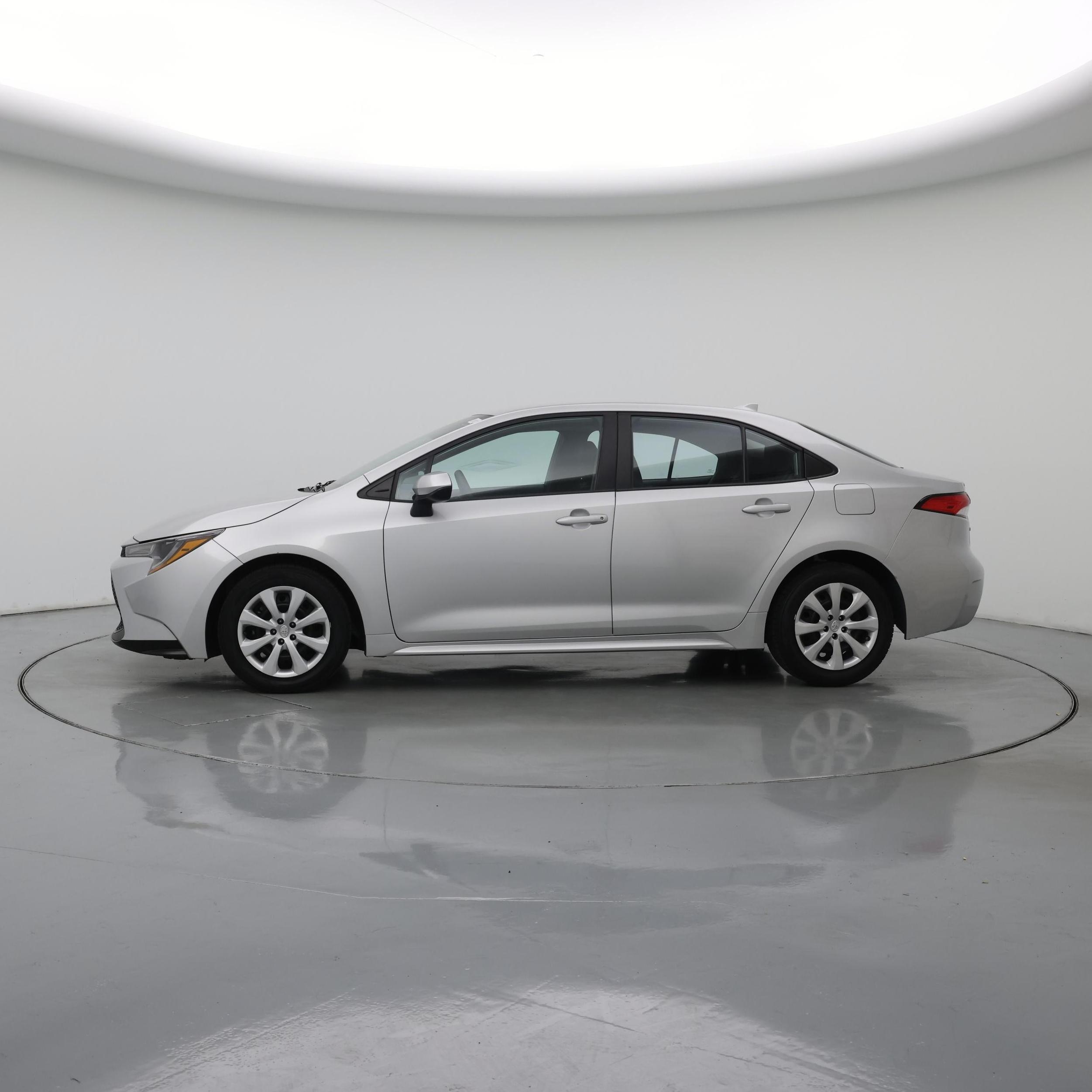 Thumbnail: 2022 Toyota Corolla - 3