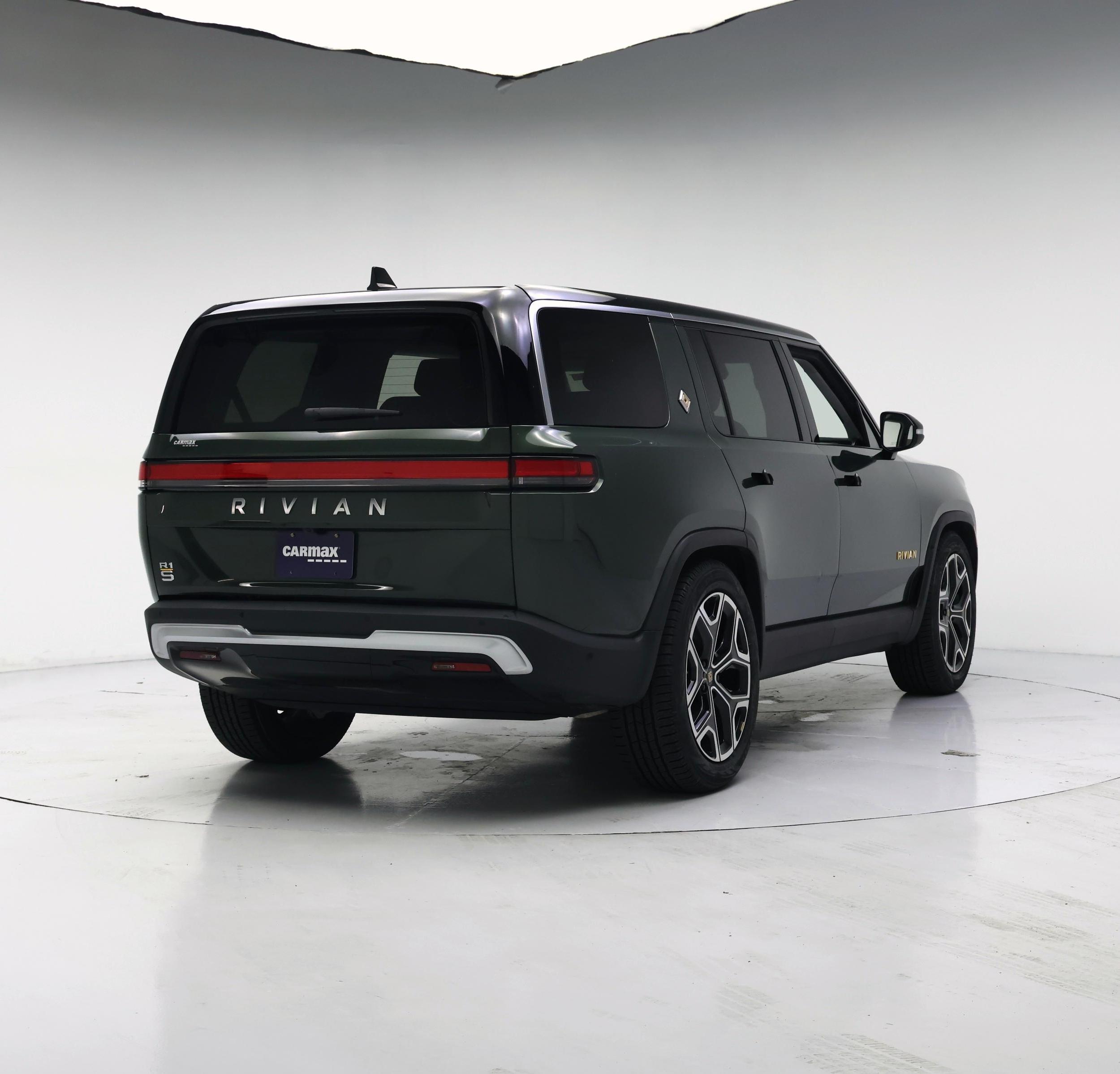 Thumbnail: 2023 Rivian R1S - 8