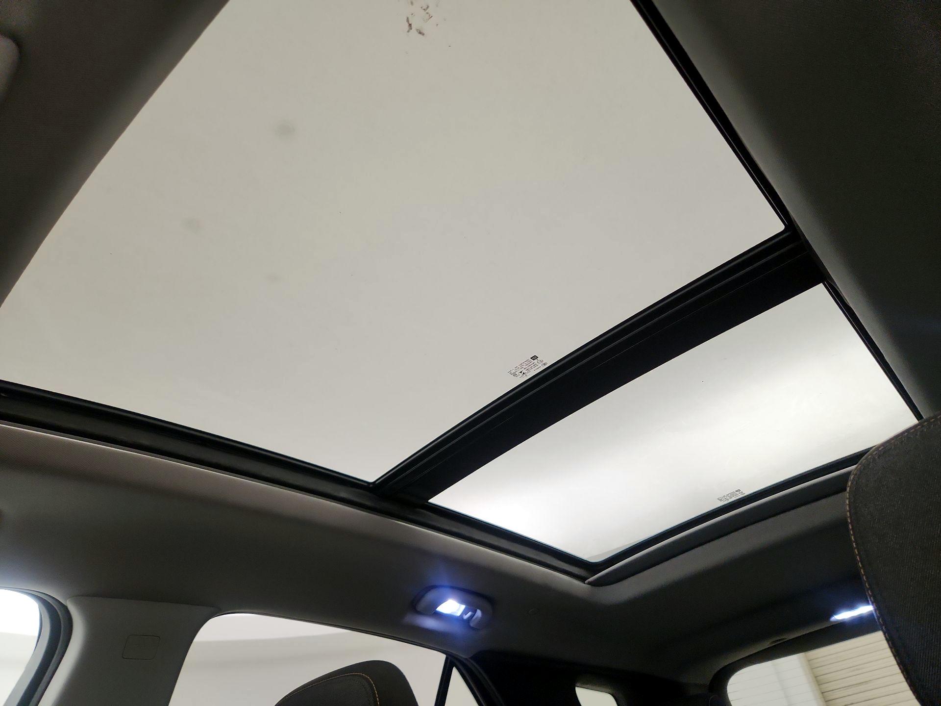 Thumbnail: 2019 Chevrolet Equinox - 19