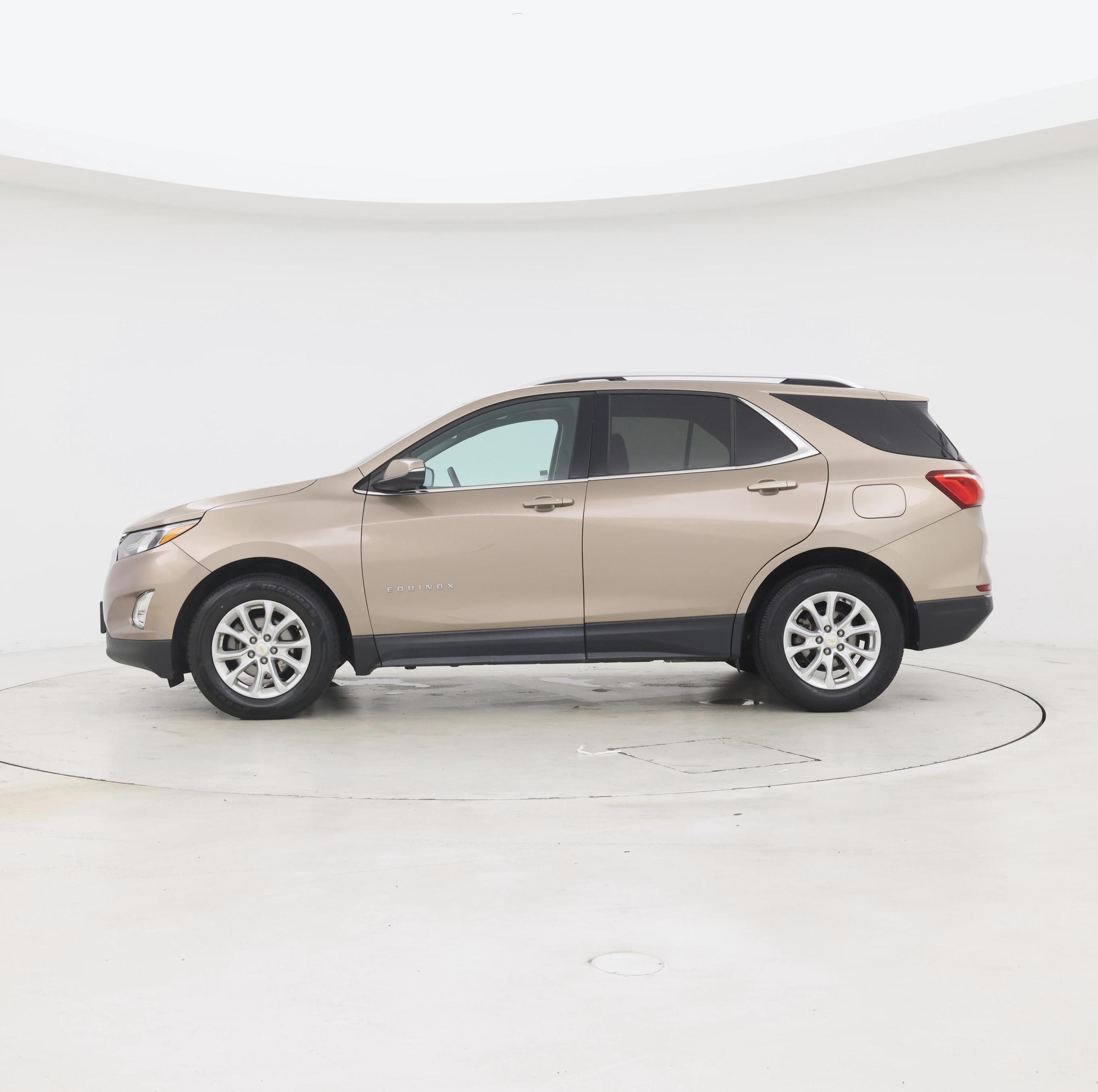 Thumbnail: 2019 Chevrolet Equinox - 3
