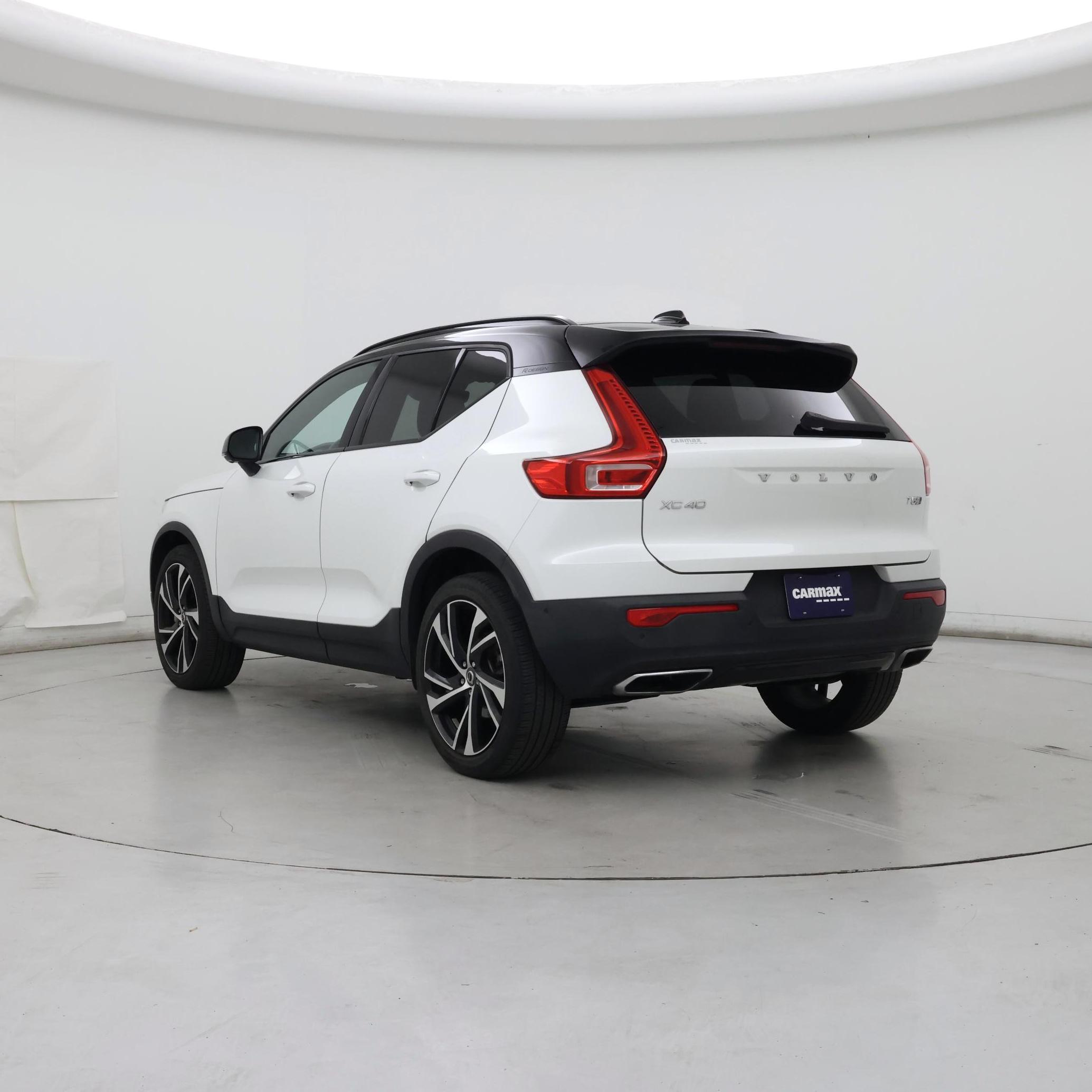 Thumbnail: 2020 Volvo XC40 - 2