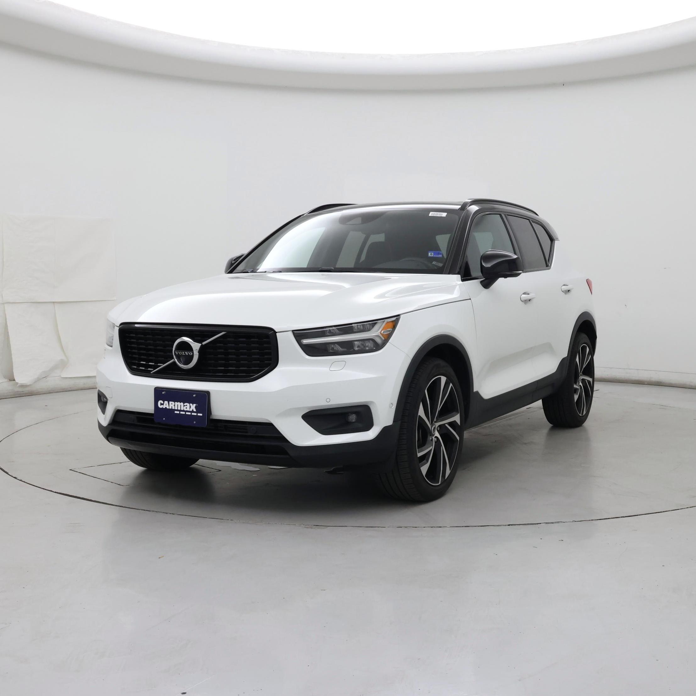 Thumbnail: 2020 Volvo XC40 - 4