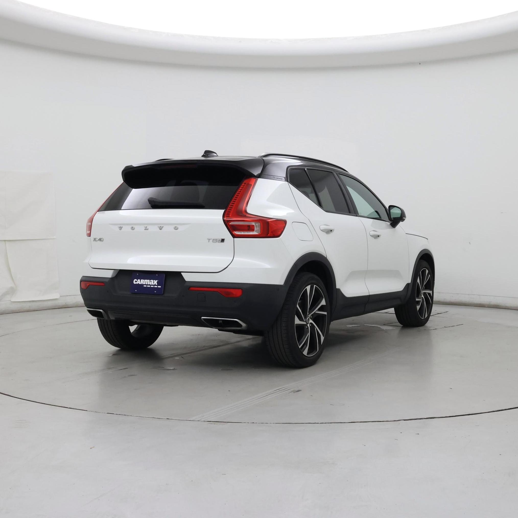 Thumbnail: 2020 Volvo XC40 - 8