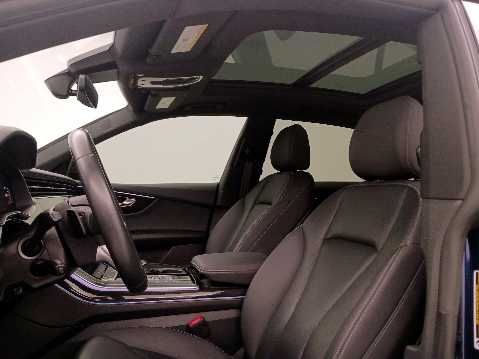 Thumbnail: 2020 Audi Q8 - 20