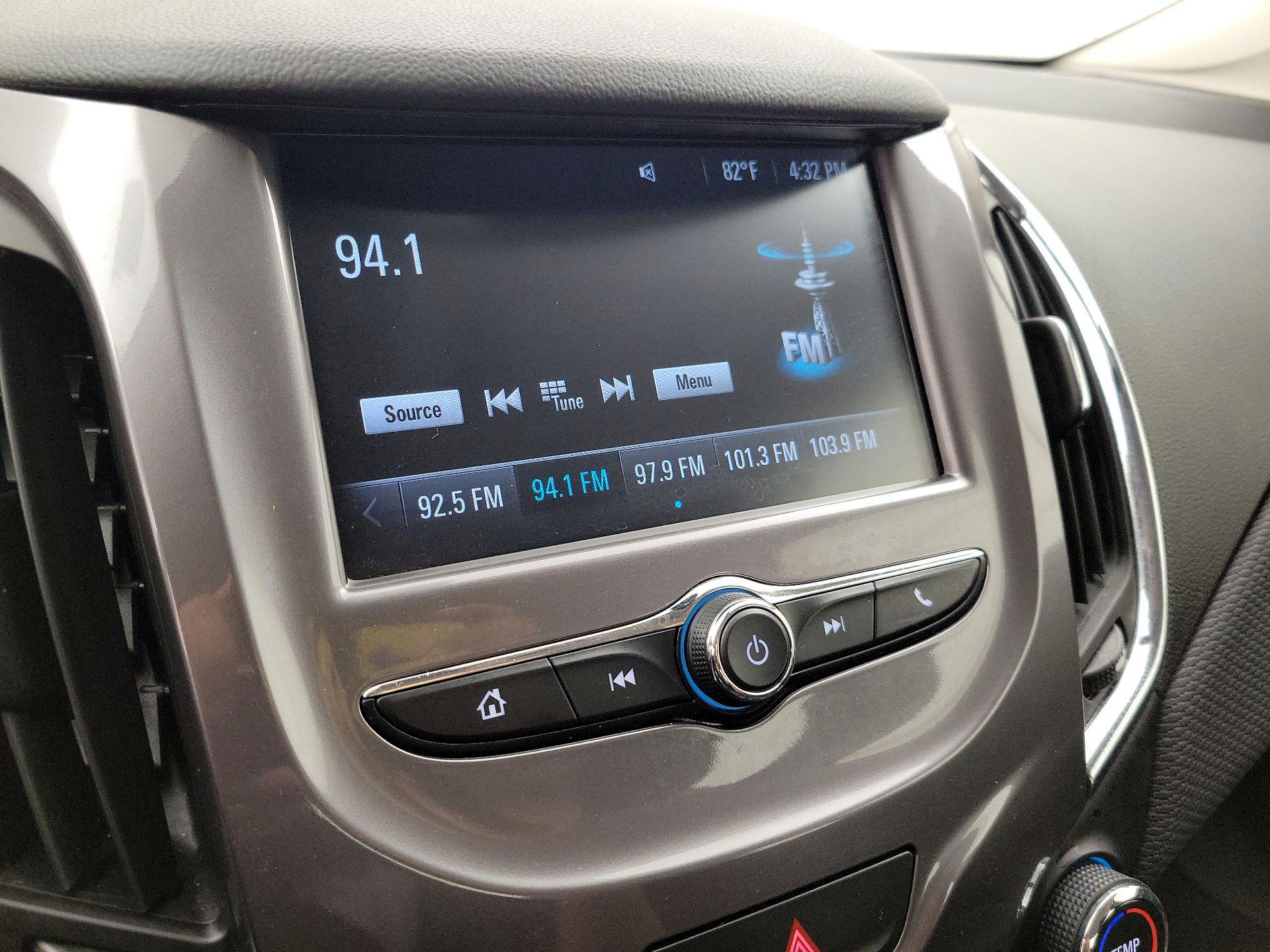 Thumbnail: 2018 Chevrolet Cruze - 15