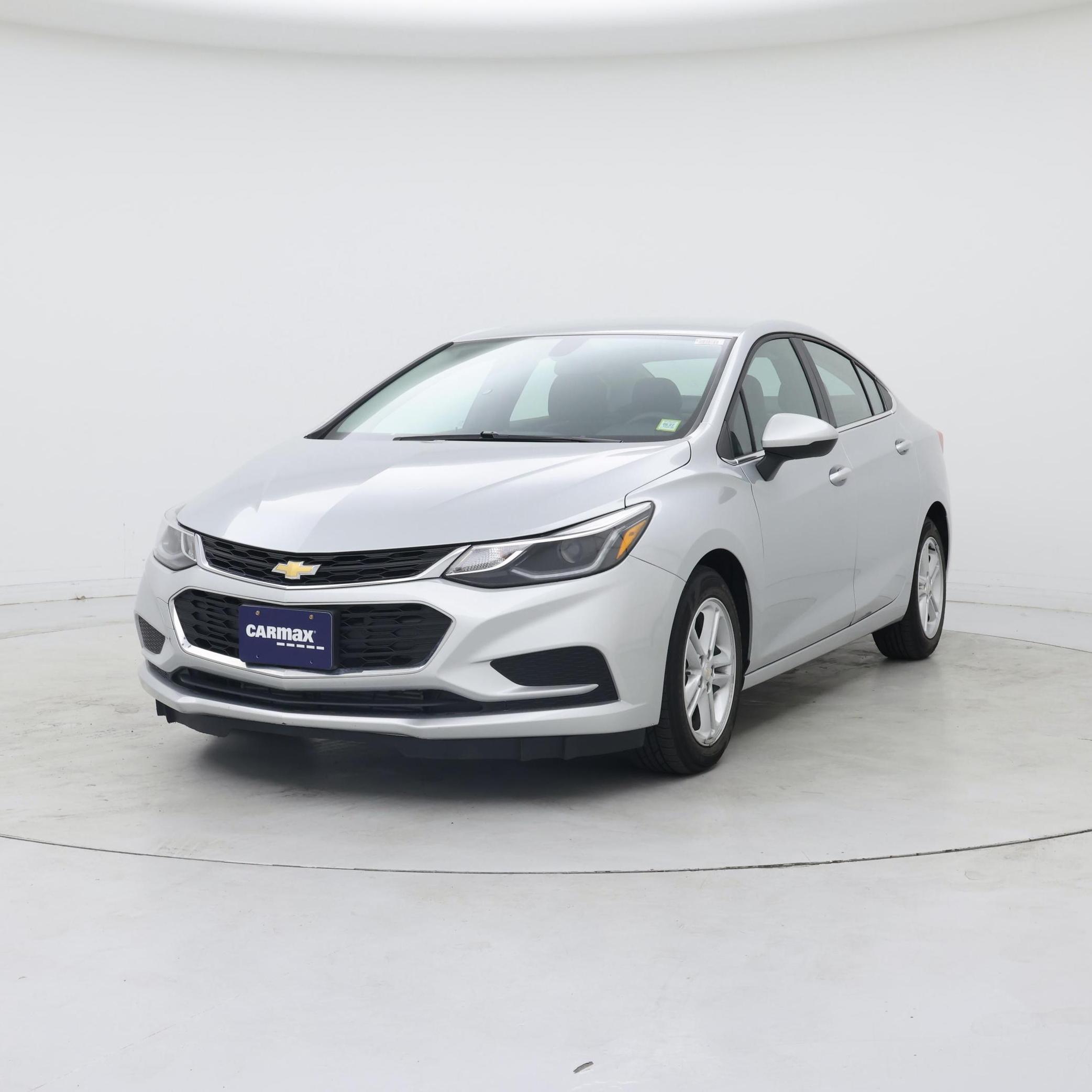 Thumbnail: 2018 Chevrolet Cruze - 4