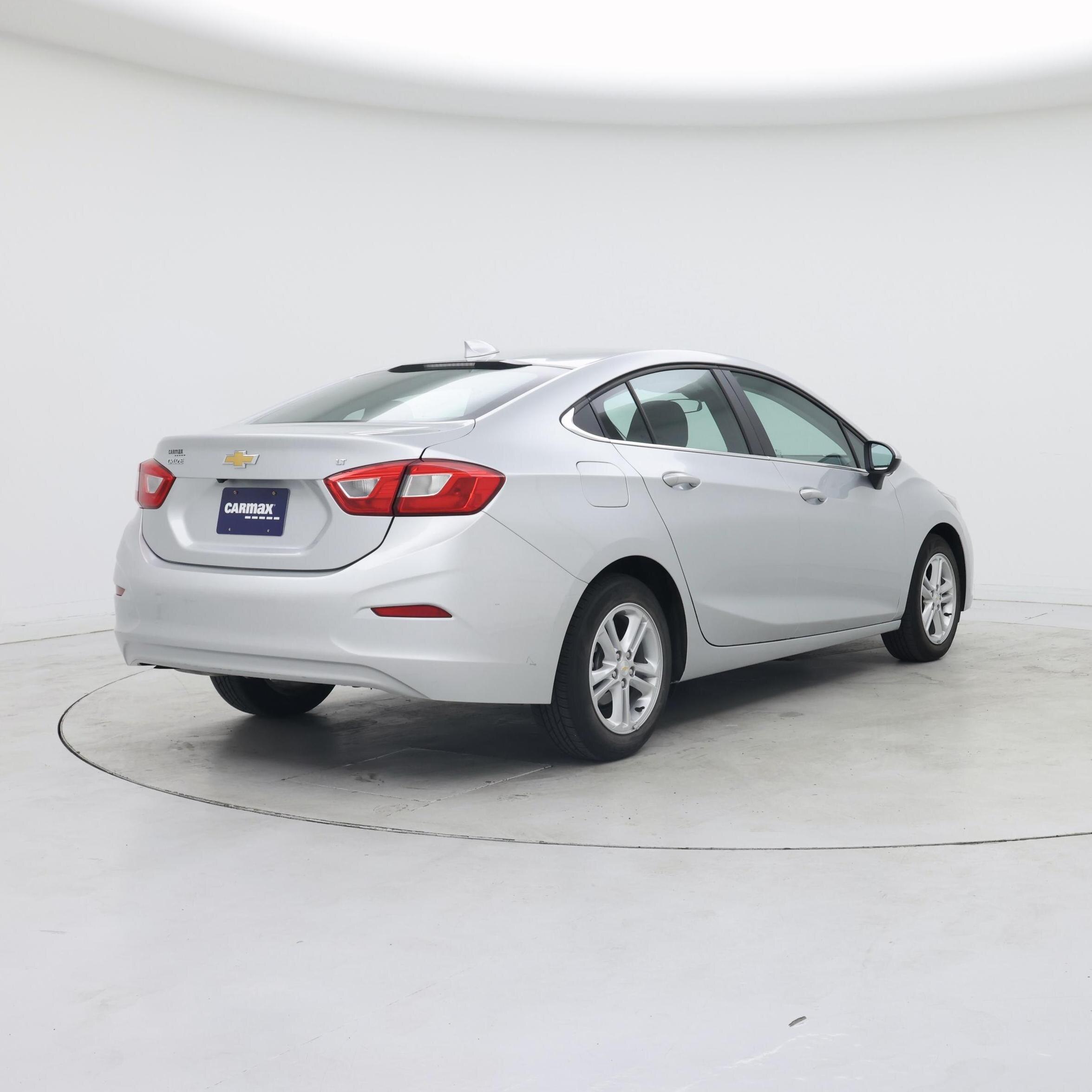 Thumbnail: 2018 Chevrolet Cruze - 8