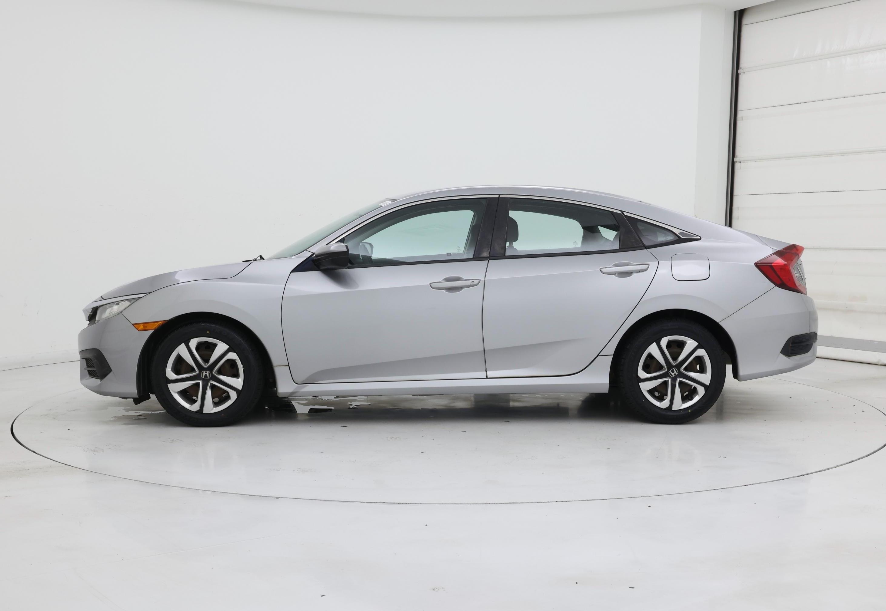 Thumbnail: 2017 Honda Civic - 3
