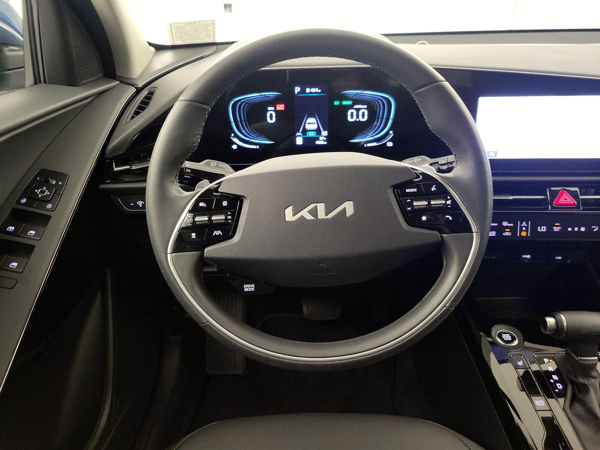 Thumbnail: 2025 Kia Niro - 10