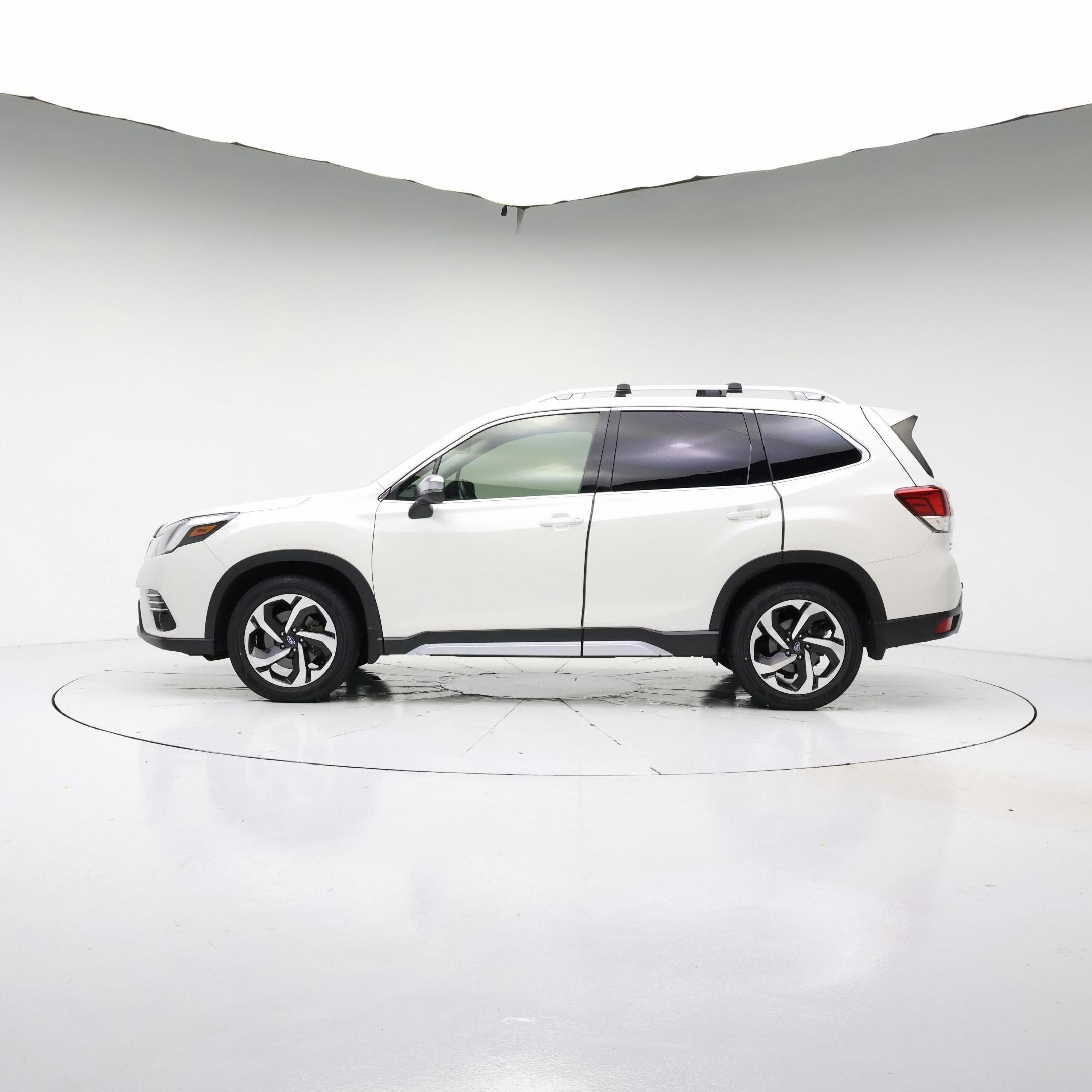 Thumbnail: 2023 Subaru Forester - 3