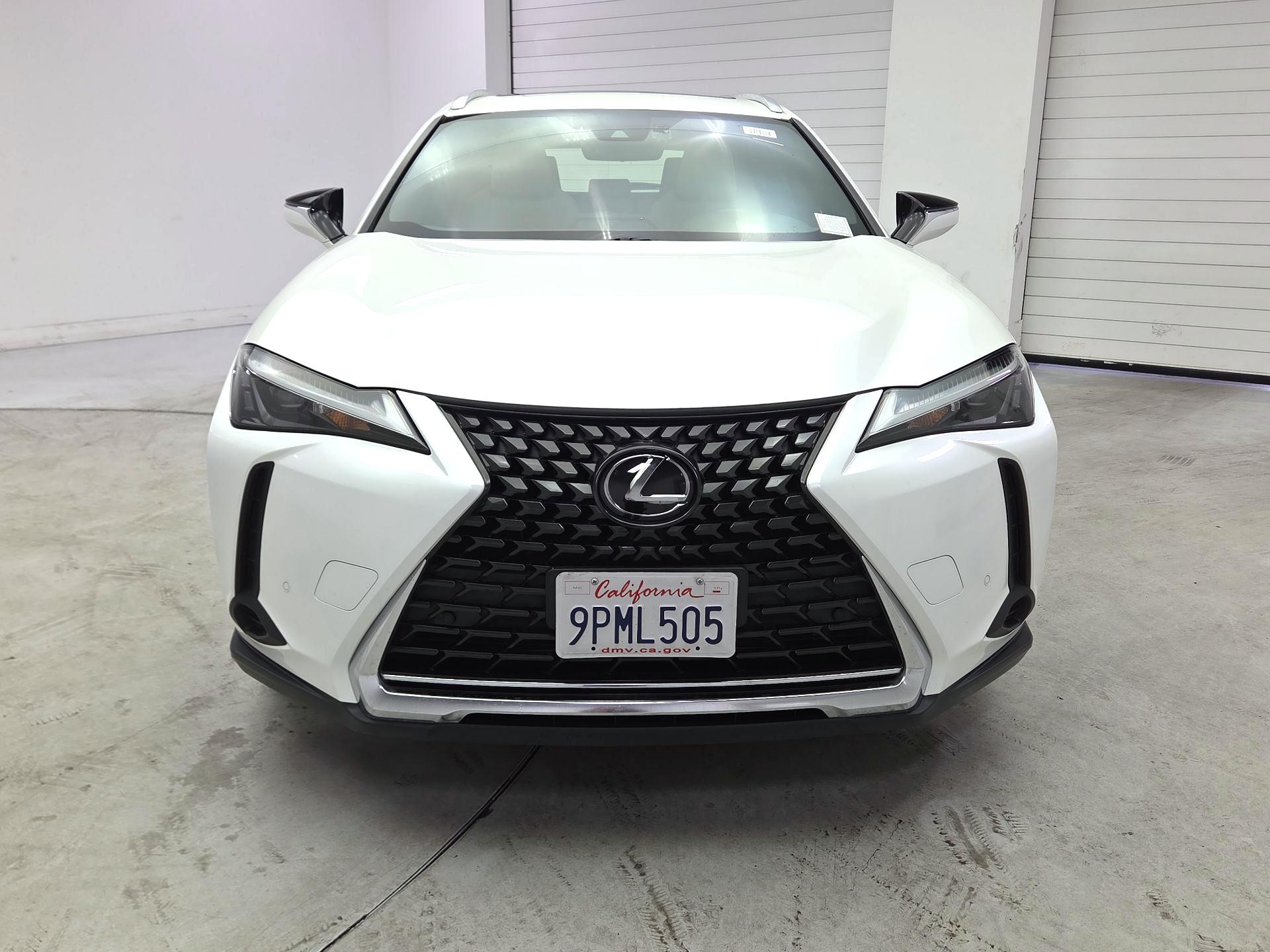 Thumbnail: 2024 Lexus UX - 2