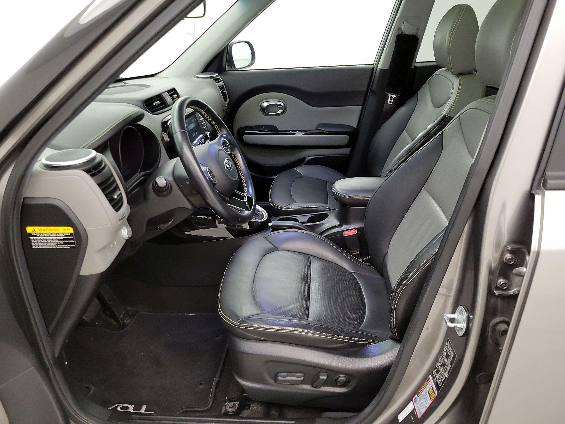 Thumbnail: 2016 Kia Soul - 11