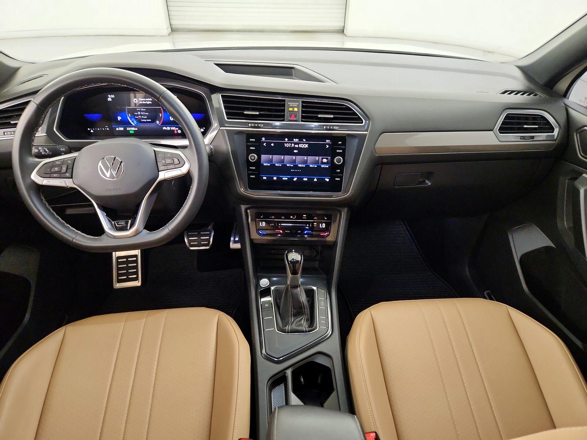 Thumbnail: 2023 Volkswagen Tiguan - 9