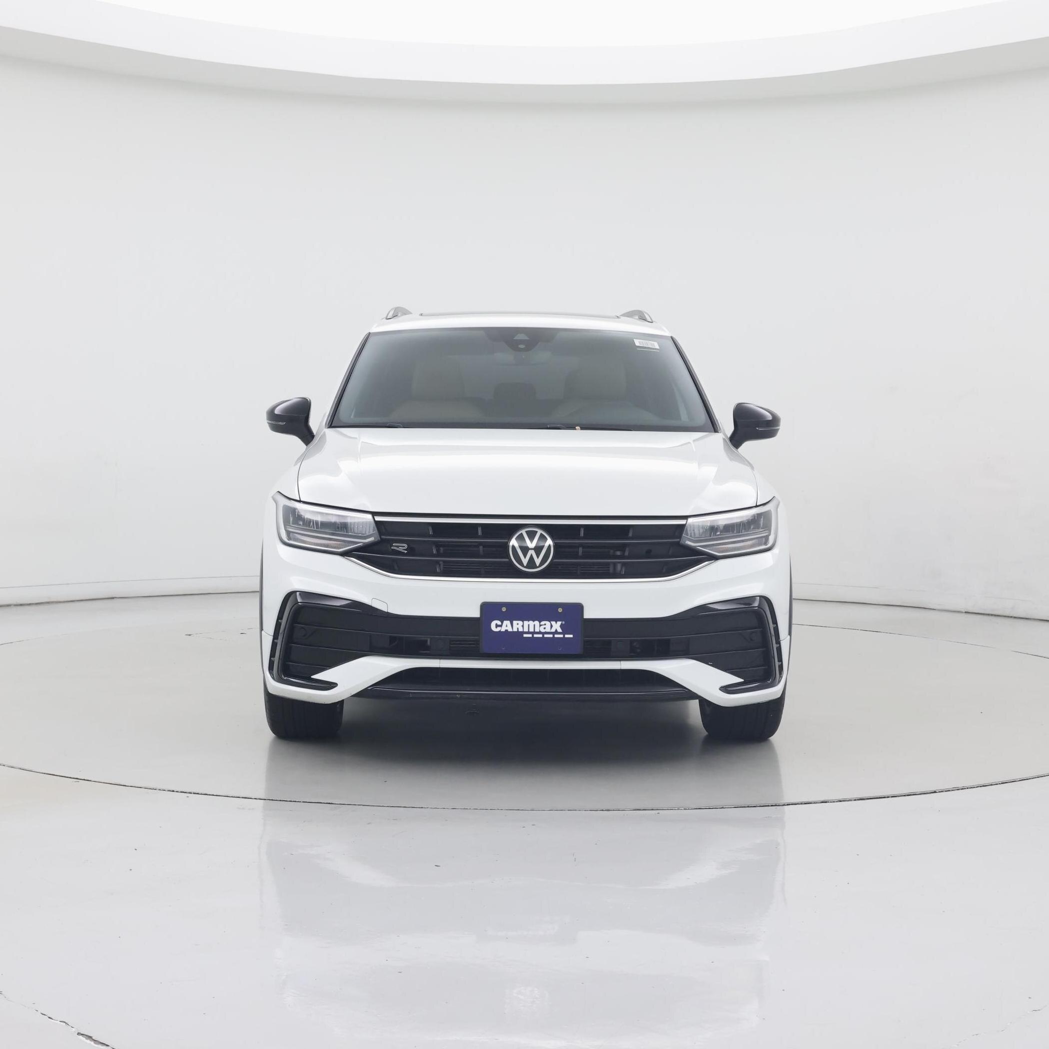 Thumbnail: 2023 Volkswagen Tiguan - 5