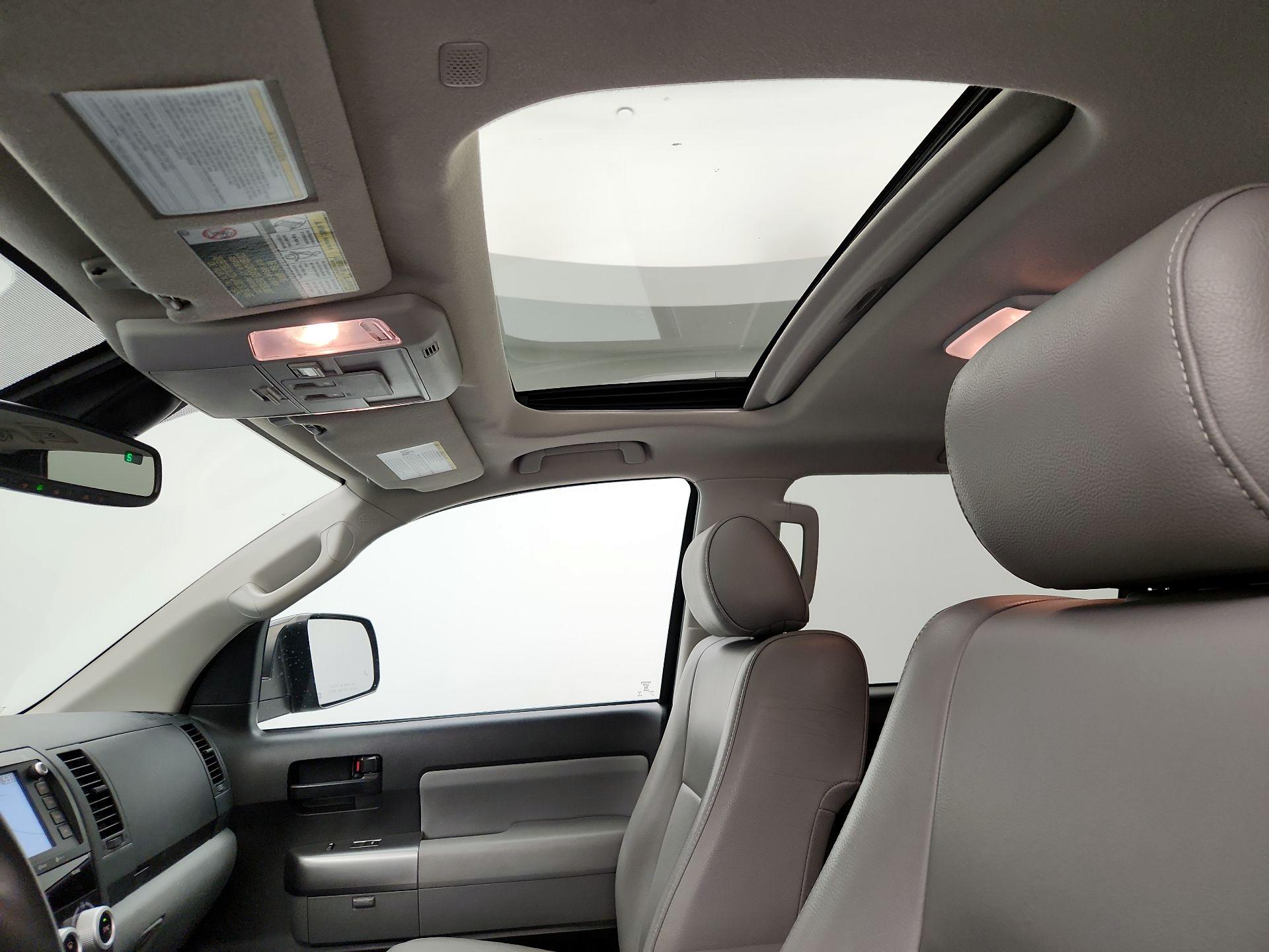 Thumbnail: 2021 Toyota Sequoia - 20