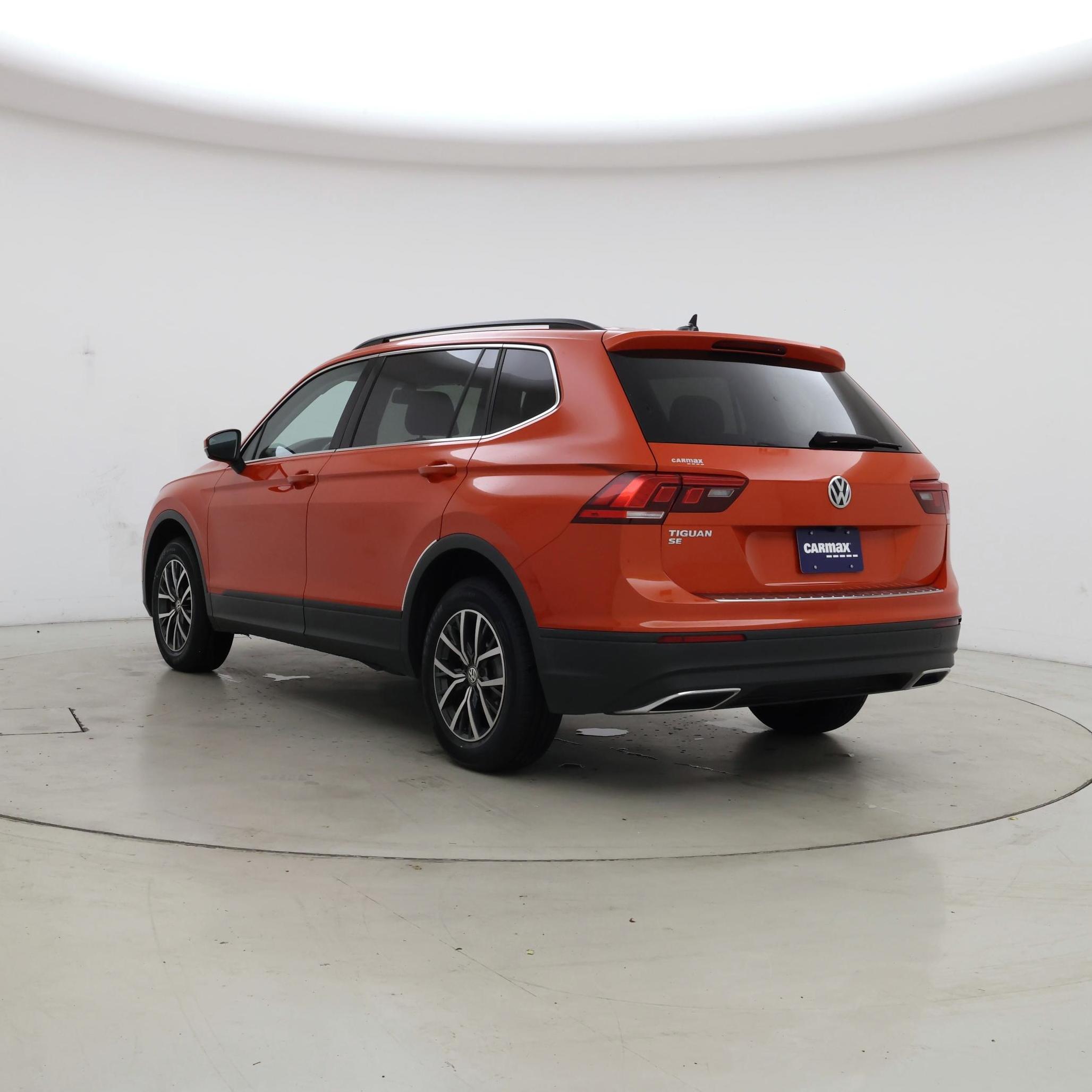 Thumbnail: 2019 Volkswagen Tiguan - 2