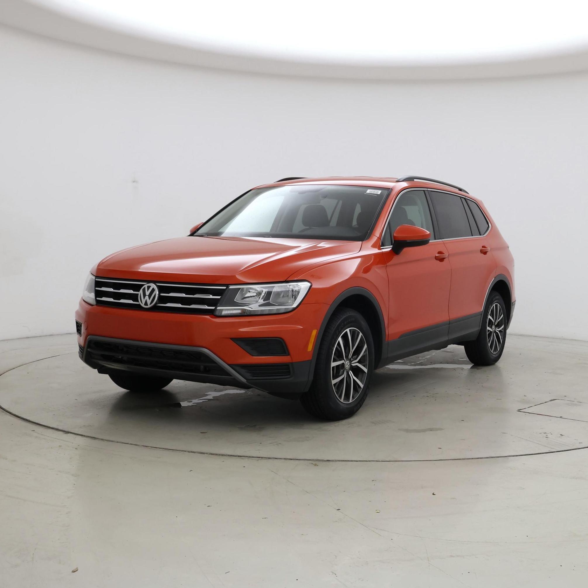 Thumbnail: 2019 Volkswagen Tiguan - 4