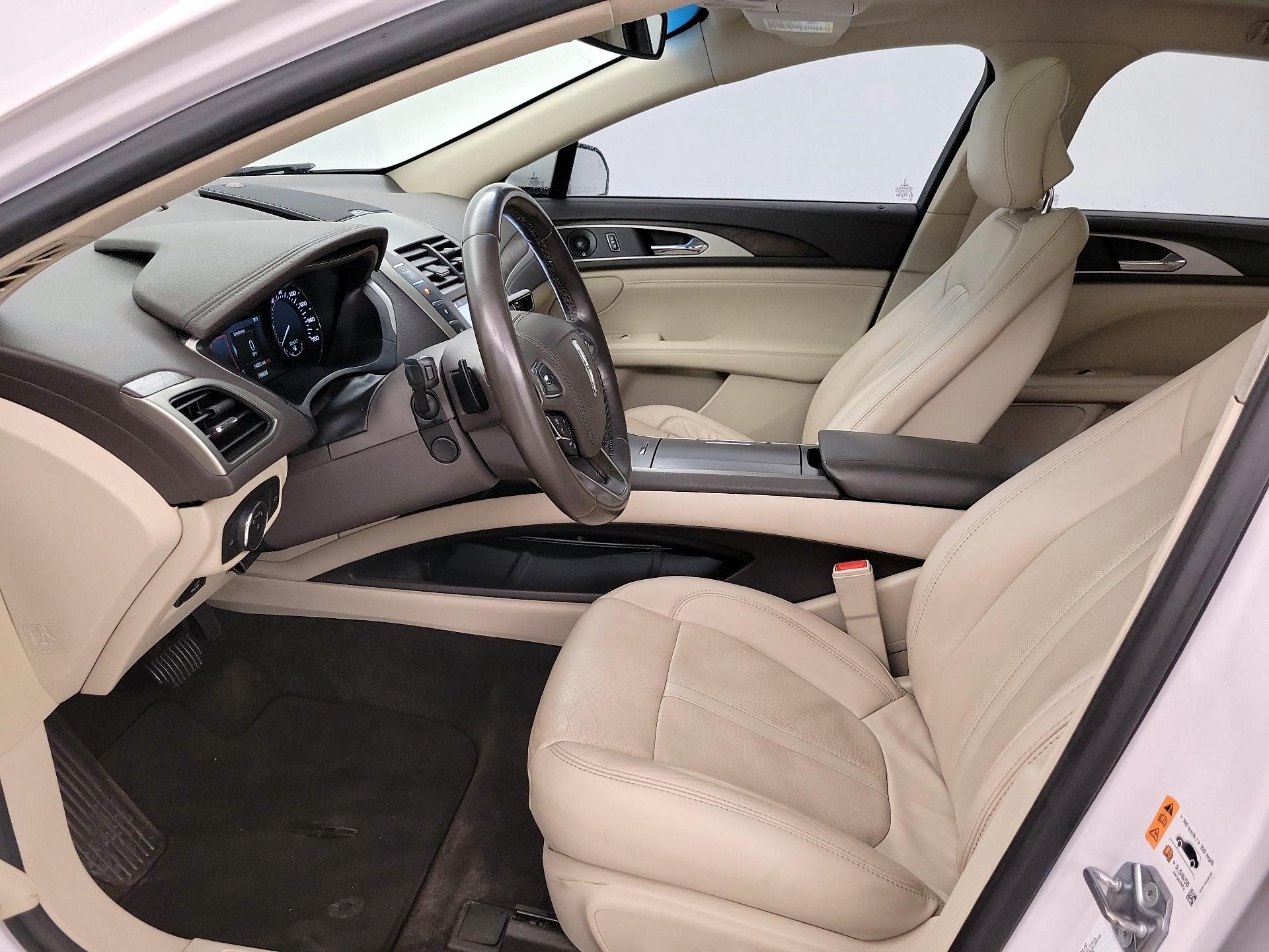 Thumbnail: 2017 Lincoln MKZ - 11