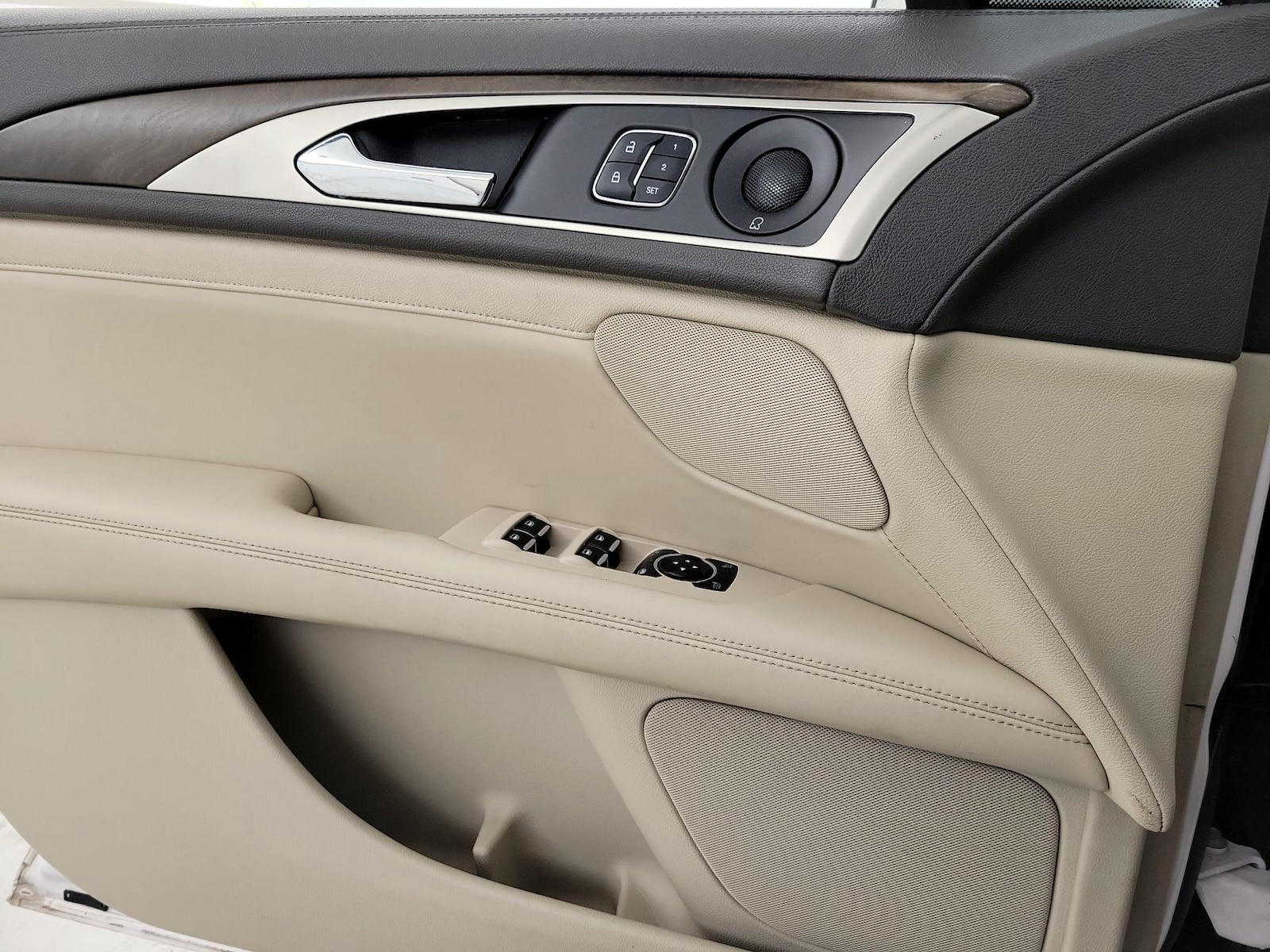 2017 Lincoln MKZ Reserve - Photo 13