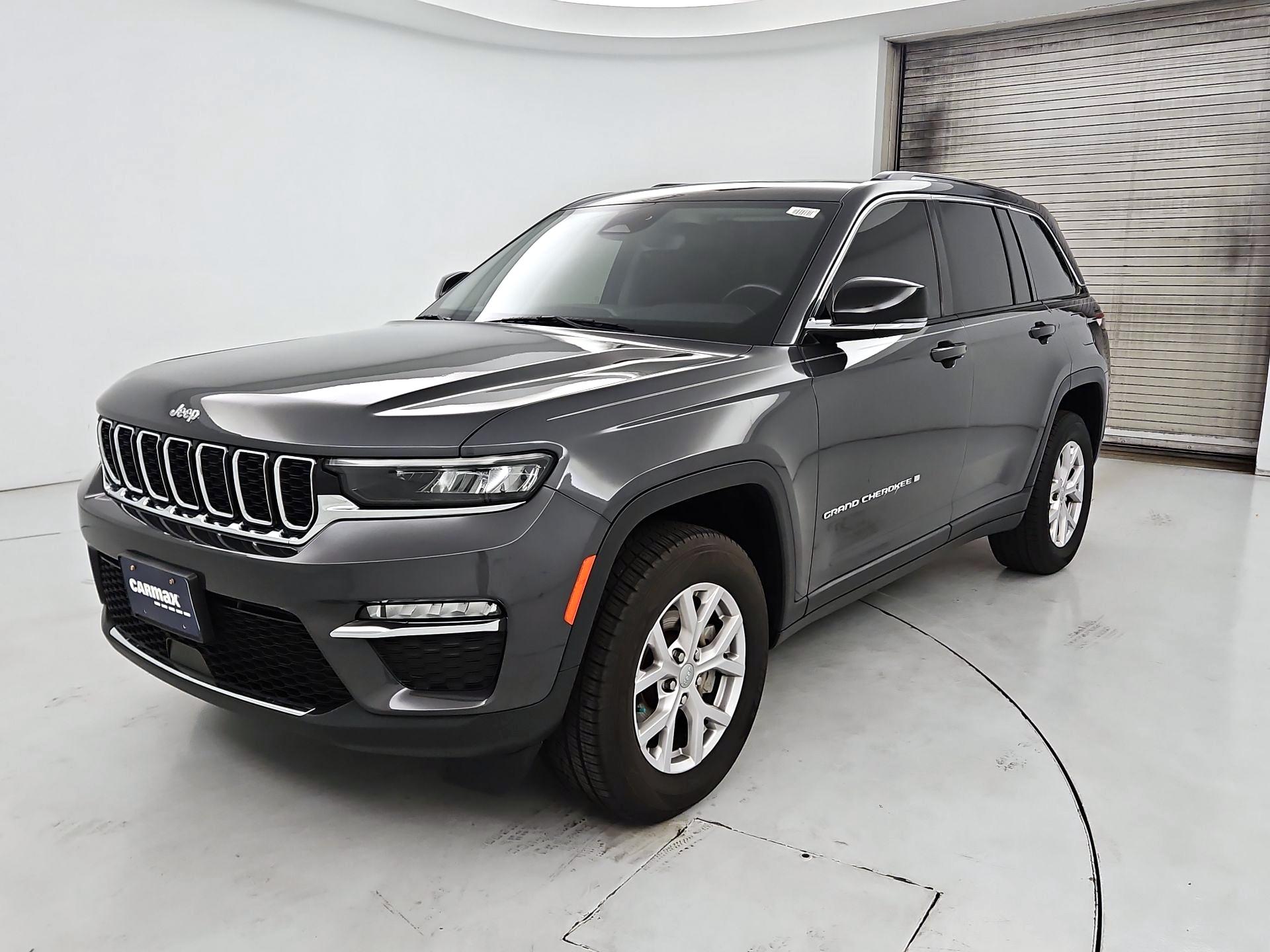 Thumbnail: 2022 Jeep Grand Cherokee - 3