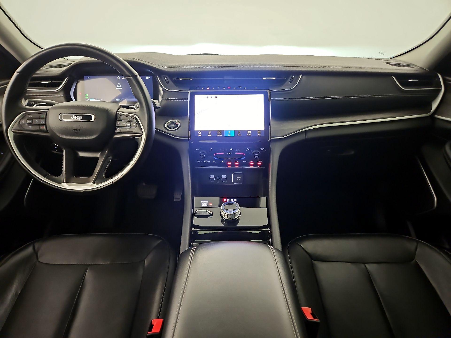 Thumbnail: 2022 Jeep Grand Cherokee - 8