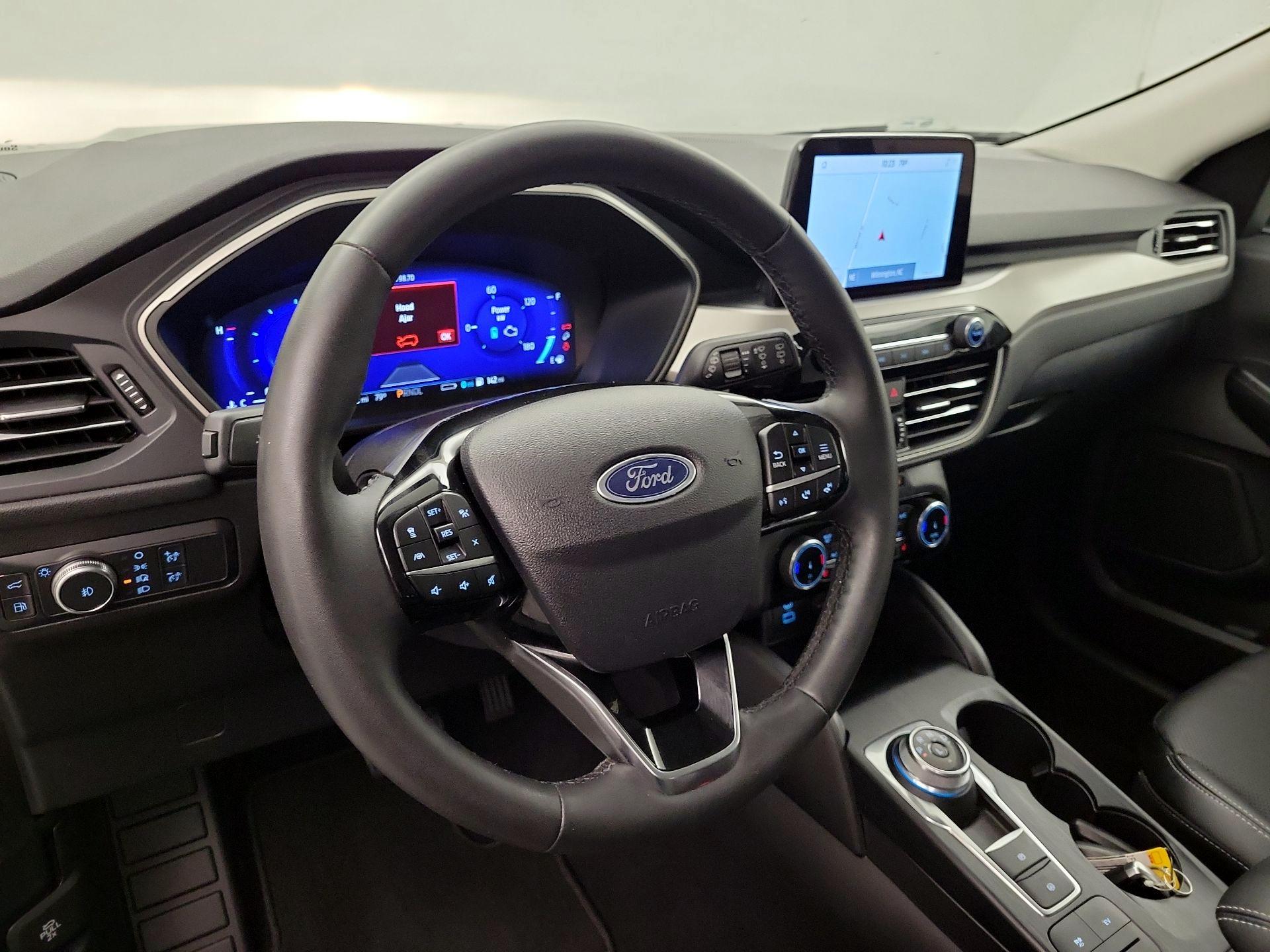 Thumbnail: 2022 Ford Escape - 9