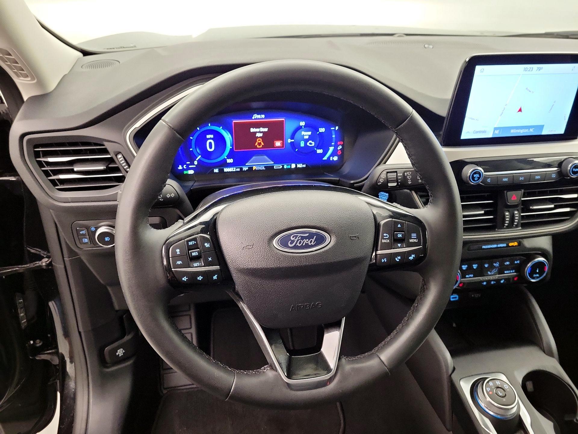 Thumbnail: 2022 Ford Escape - 10