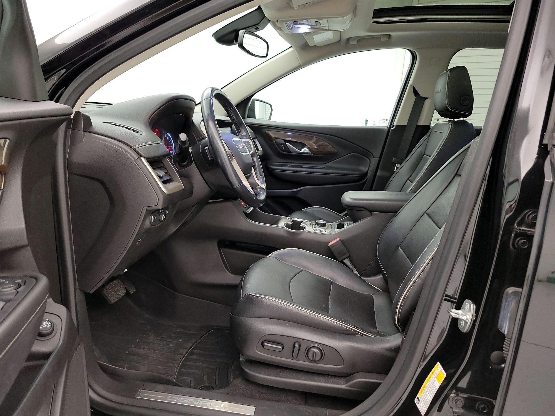 Thumbnail: 2020 GMC Terrain - 11