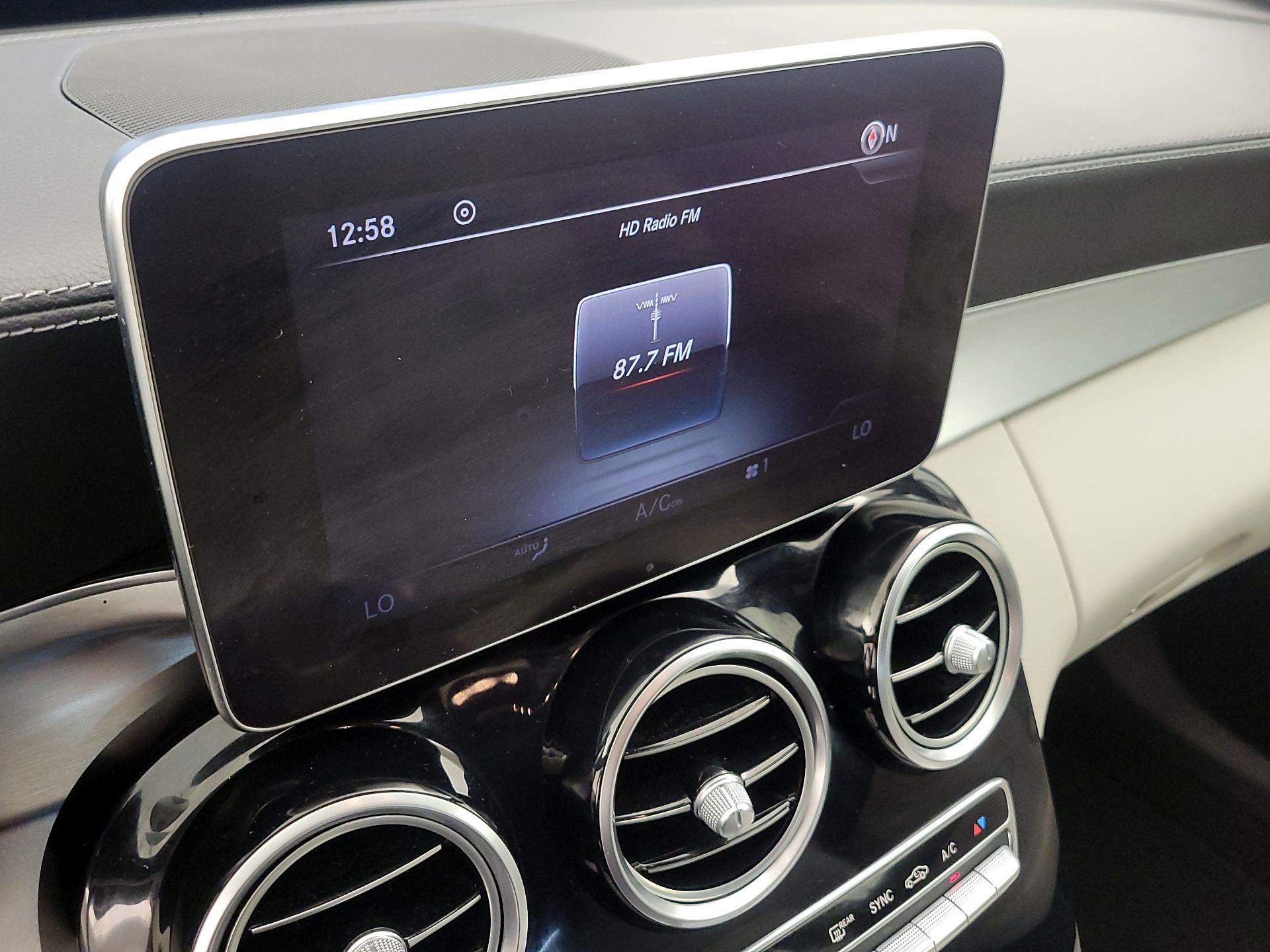 Thumbnail: 2017 Mercedes-Benz C-Class - 15
